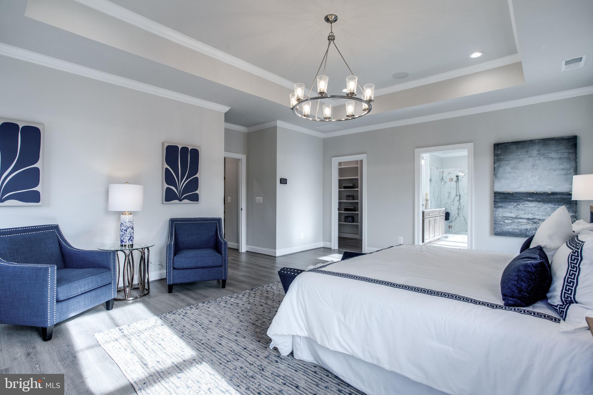 WEST VIENNA WOODS - Residential