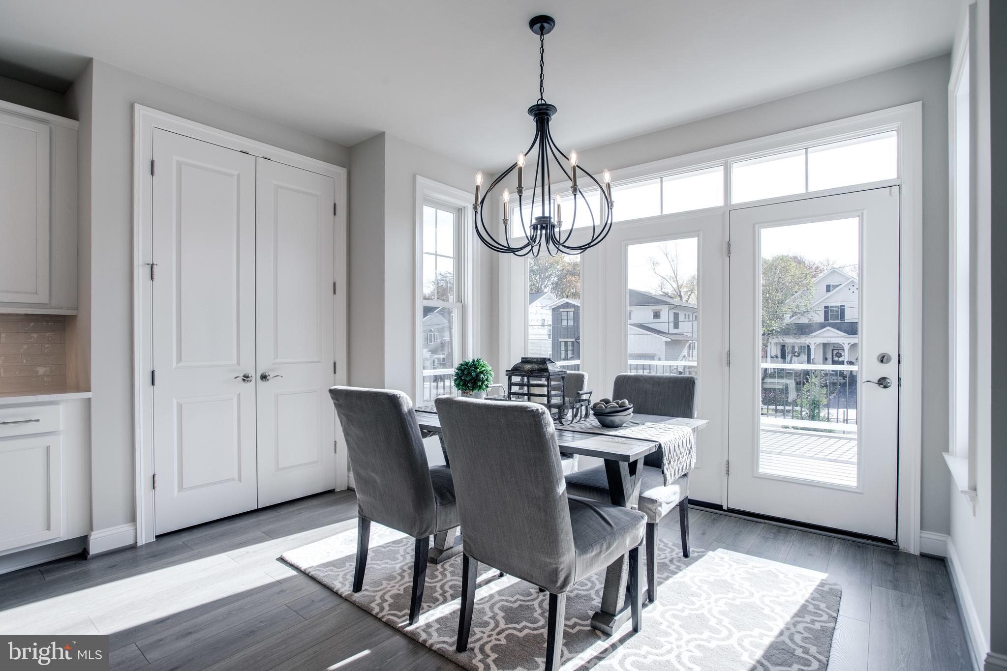 WEST VIENNA WOODS - Residential