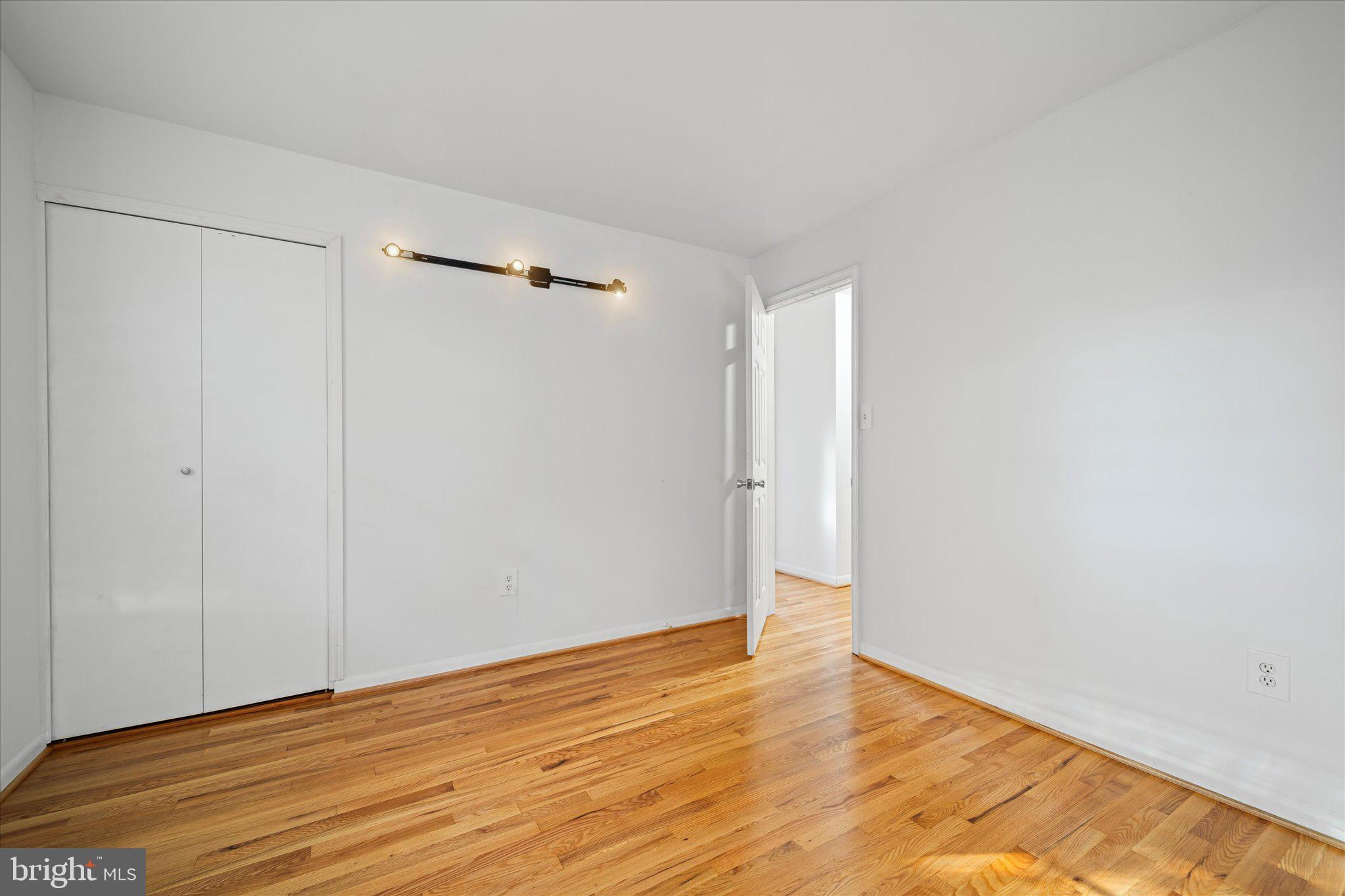 KEENE MILL MANOR - Residential