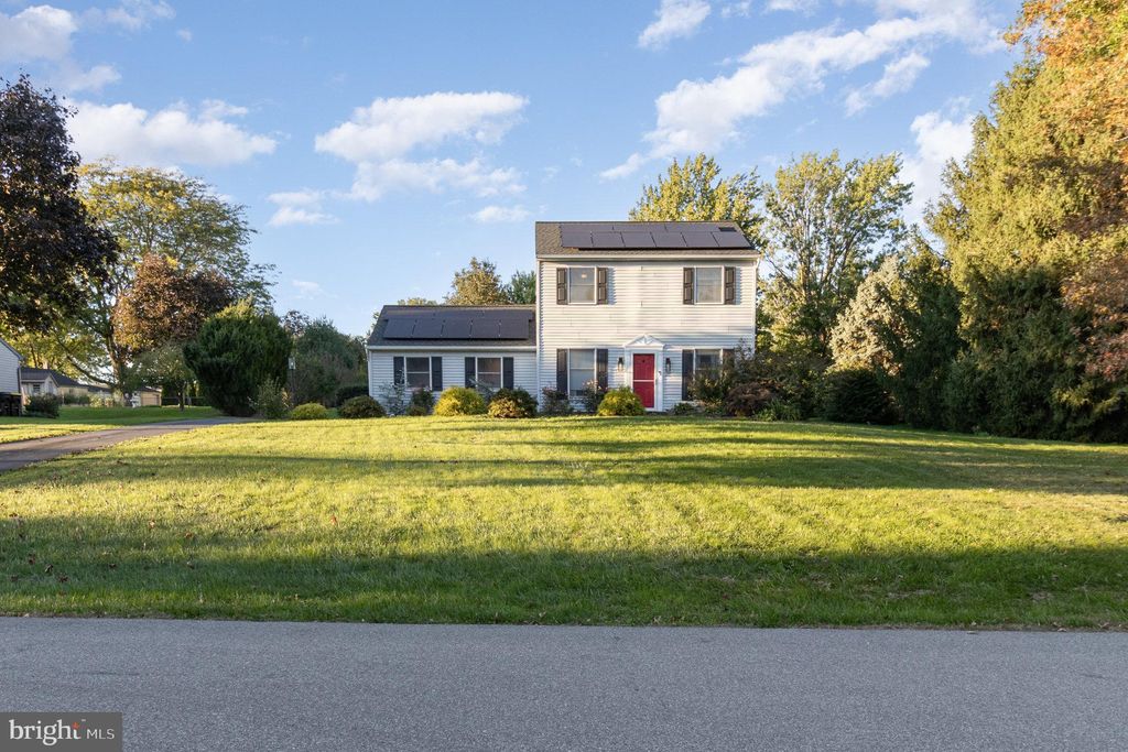 Photo of 1309 Bunny View Drive, Lititz, PA 17543 (MLS # PALA2059194)