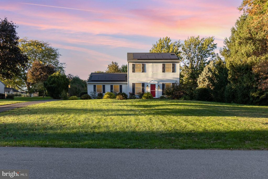 Photo of 1309 Bunny View Drive, Lititz, PA 17543 (MLS # PALA2059194)