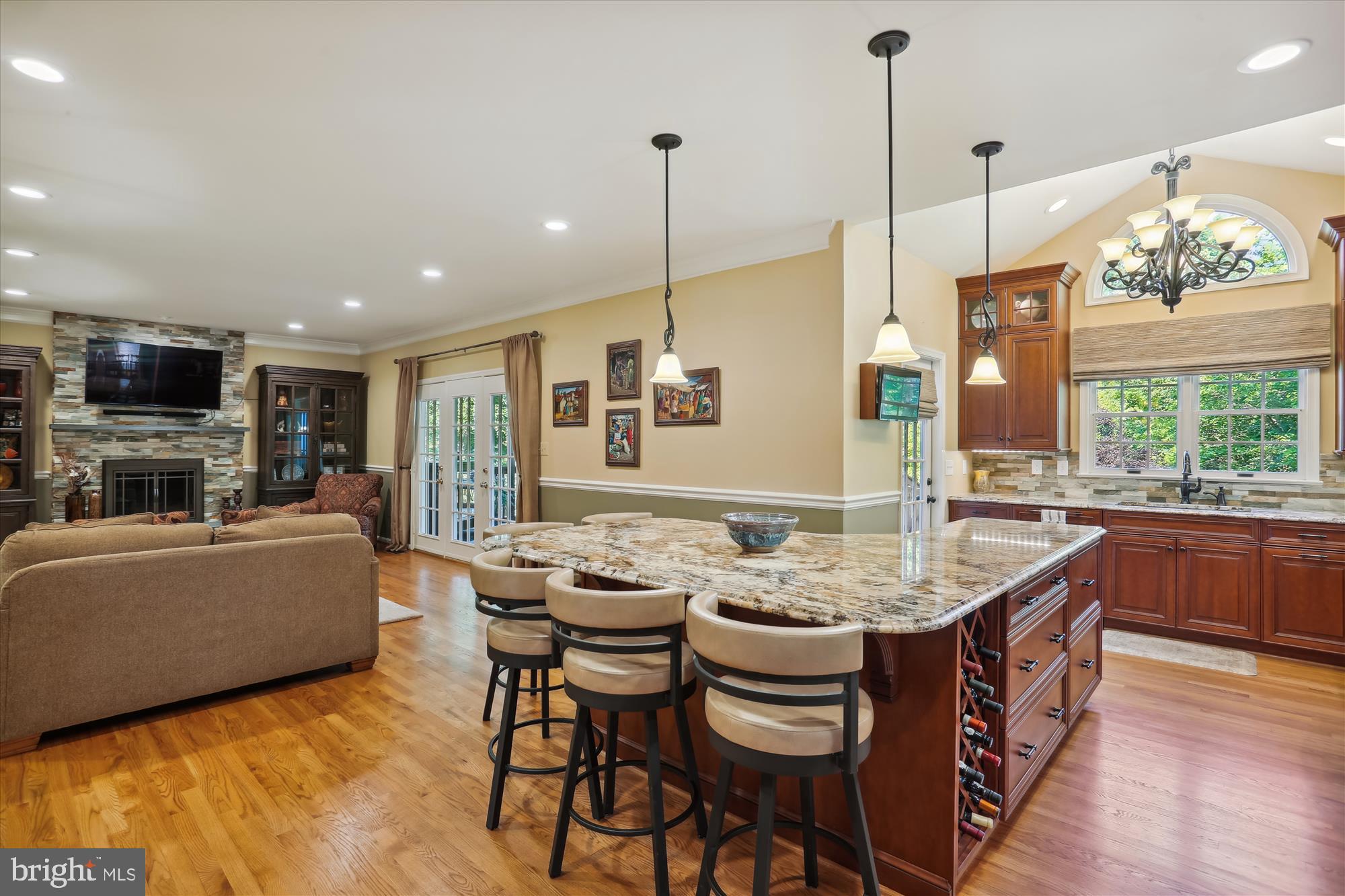 QUINCE ORCHARD ESTATES - Residential