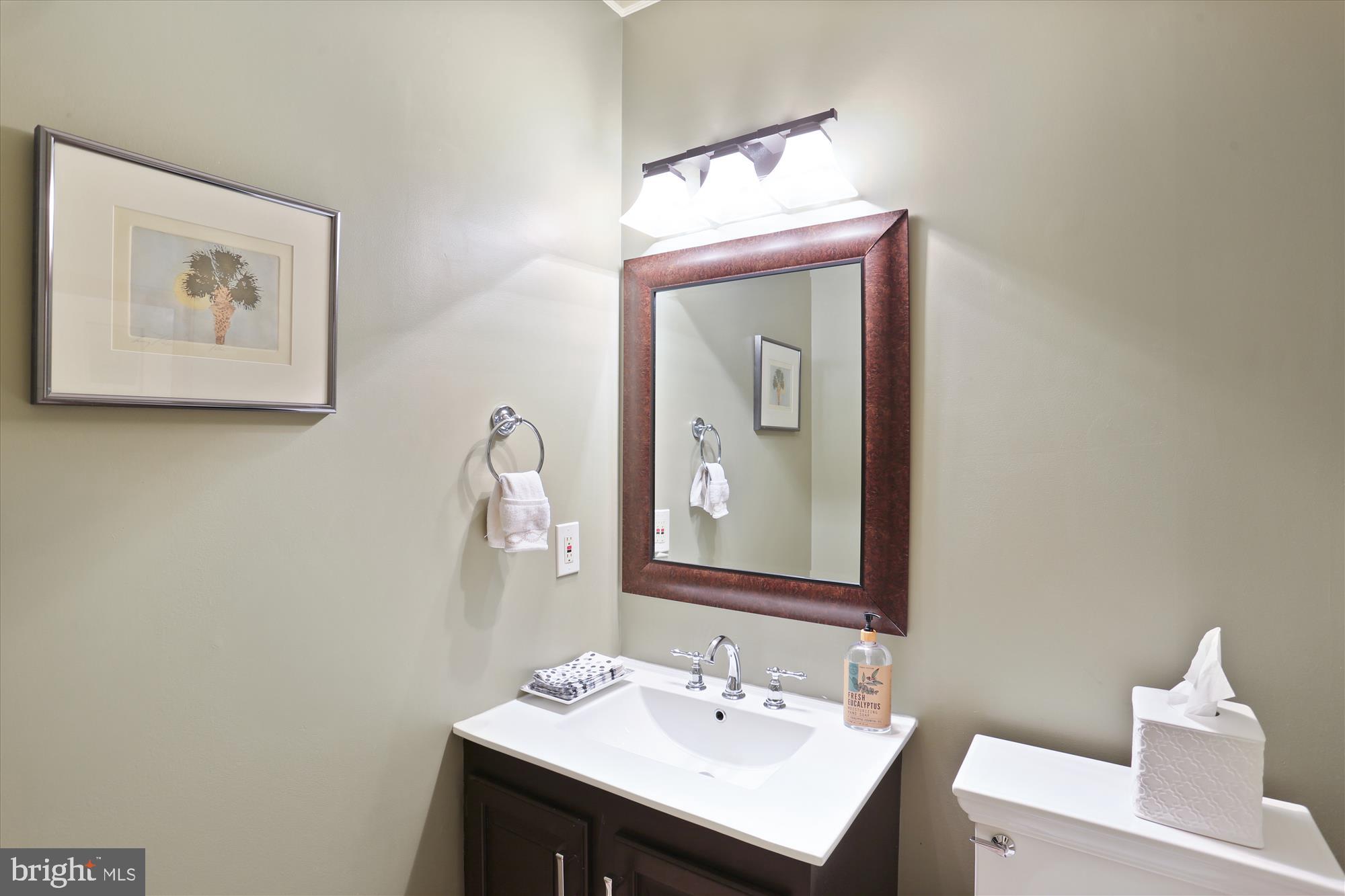 QUINCE ORCHARD ESTATES - Residential