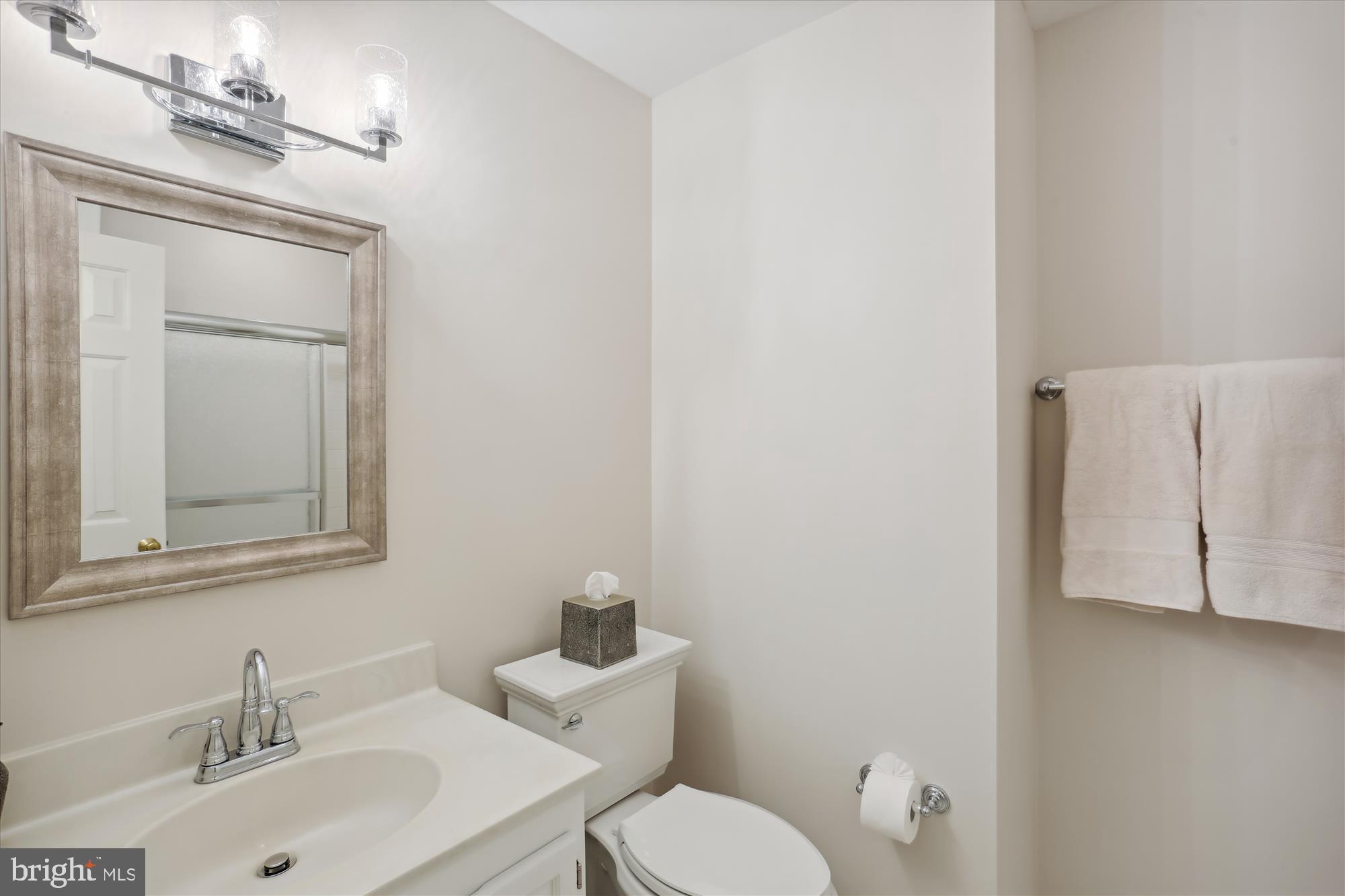 QUINCE ORCHARD ESTATES - Residential