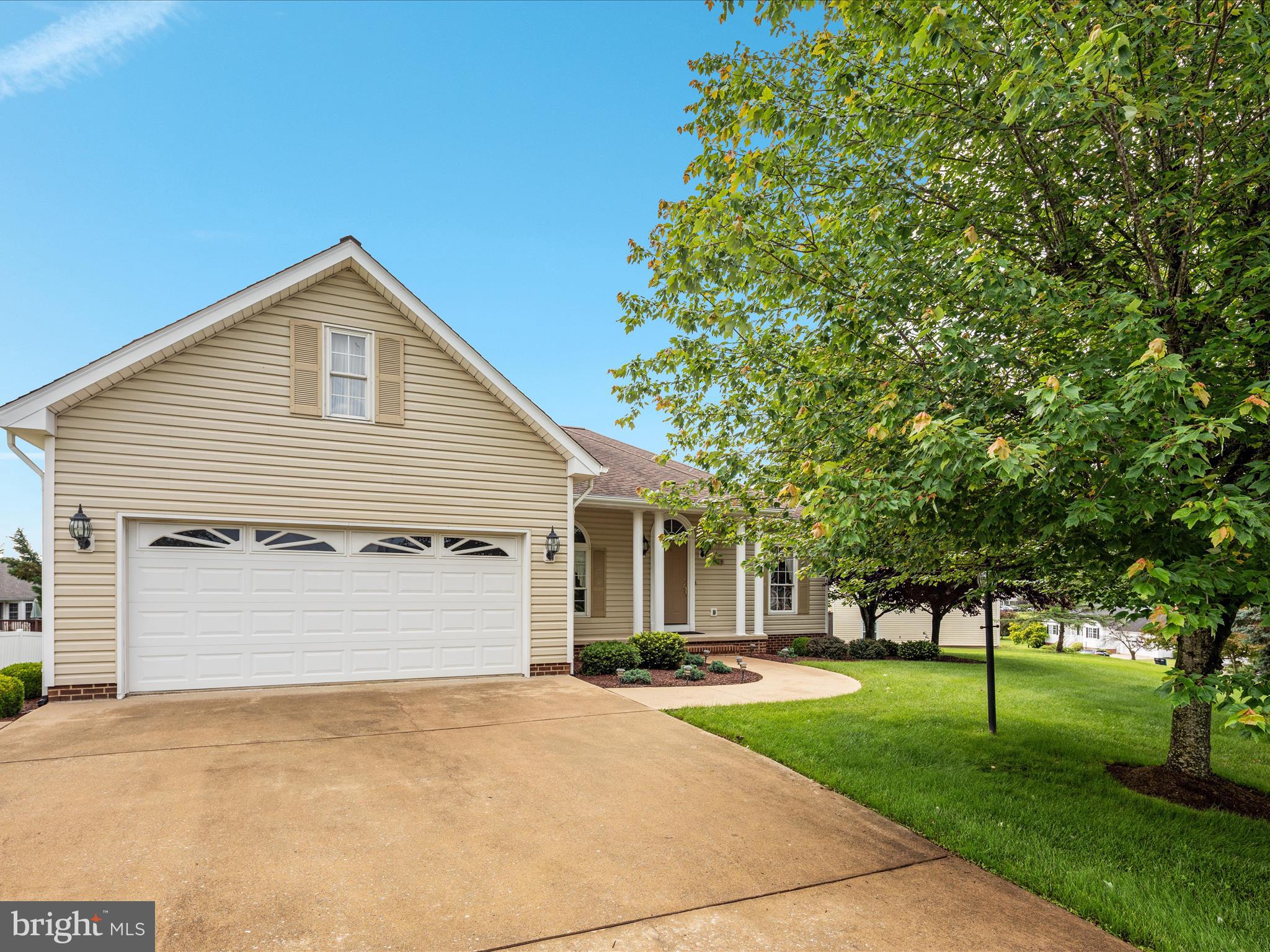 565 FULTON DRIVE
