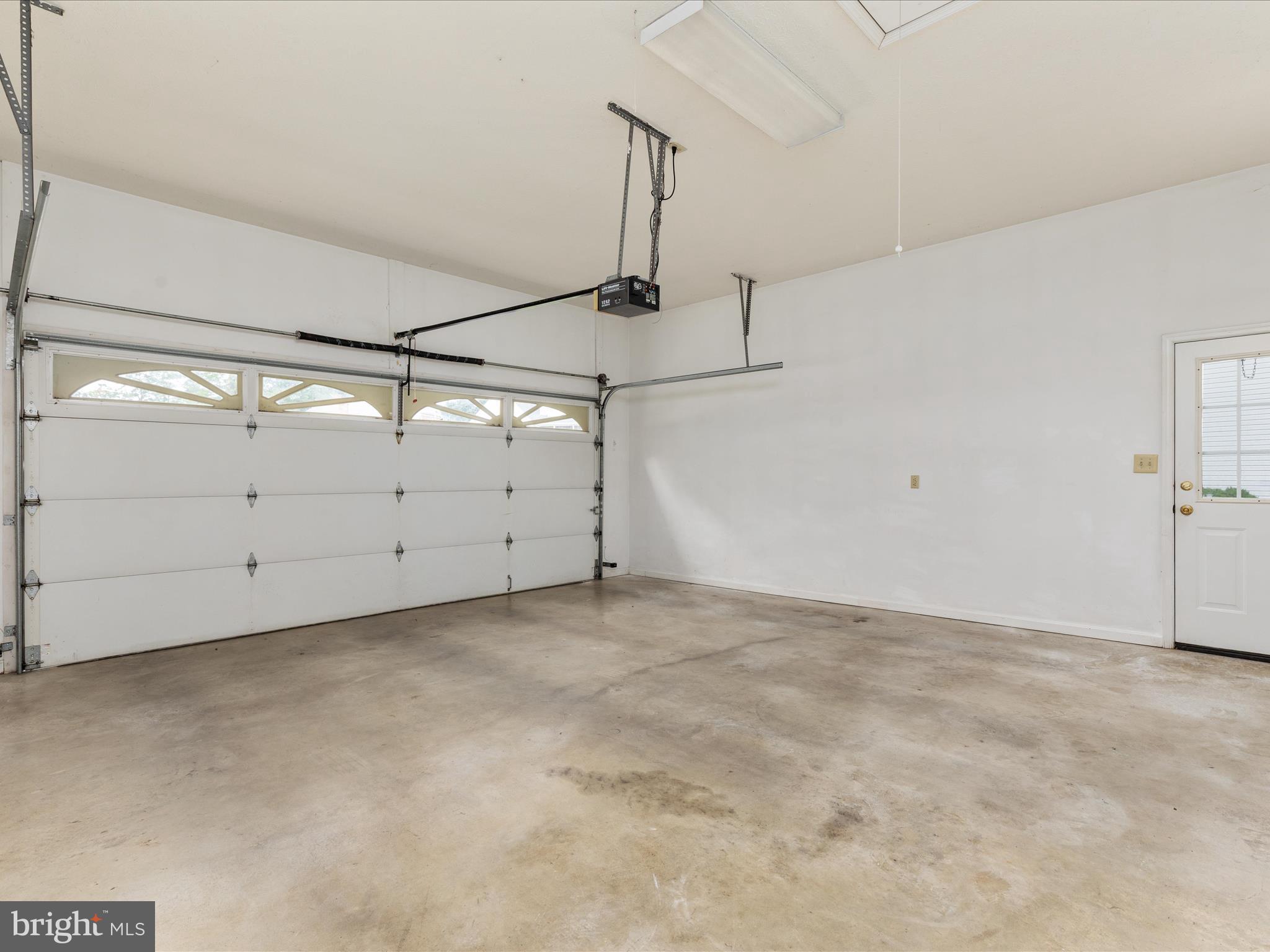 MADISON HEIGHTS - Residential