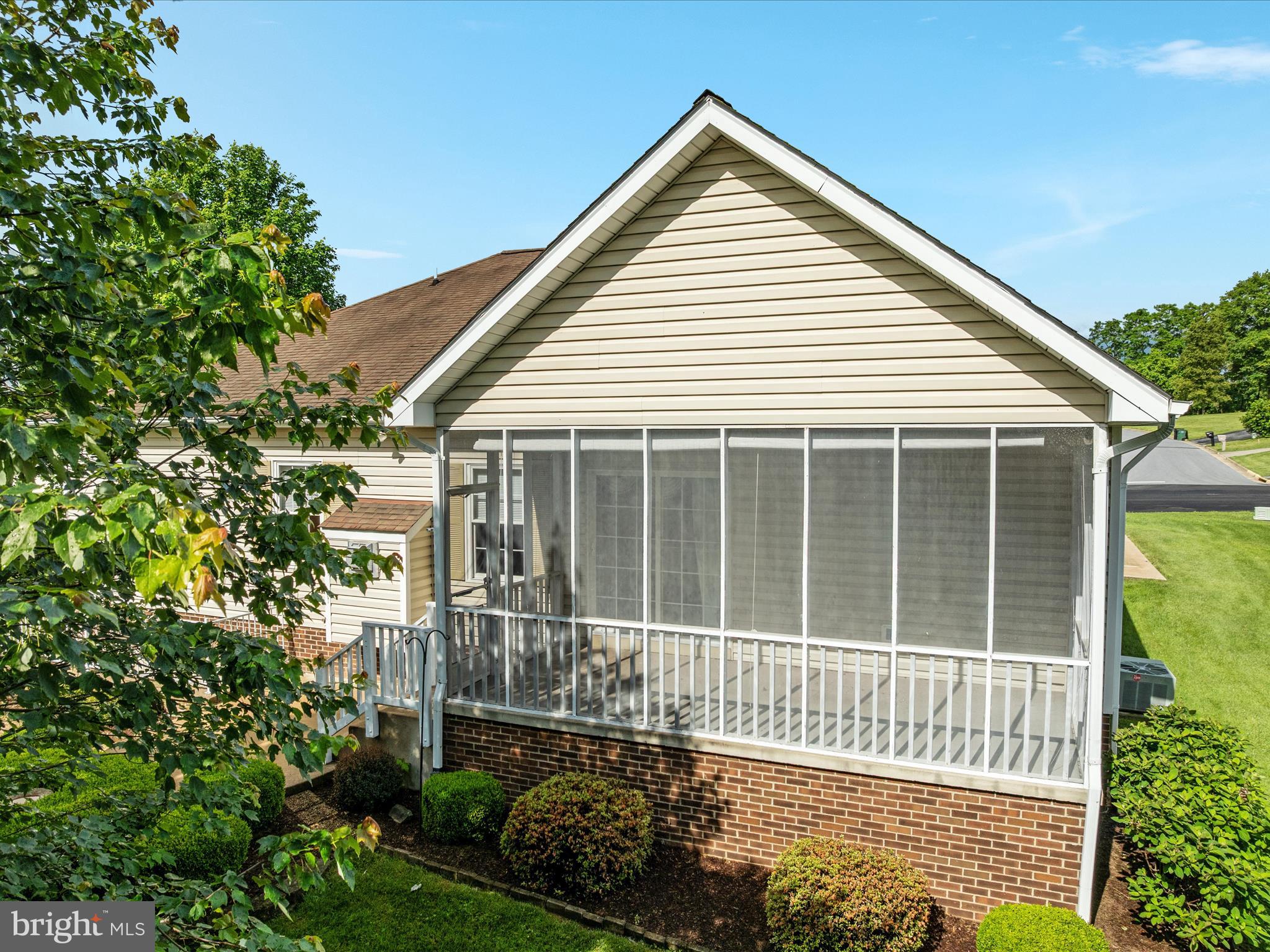 MADISON HEIGHTS - Residential