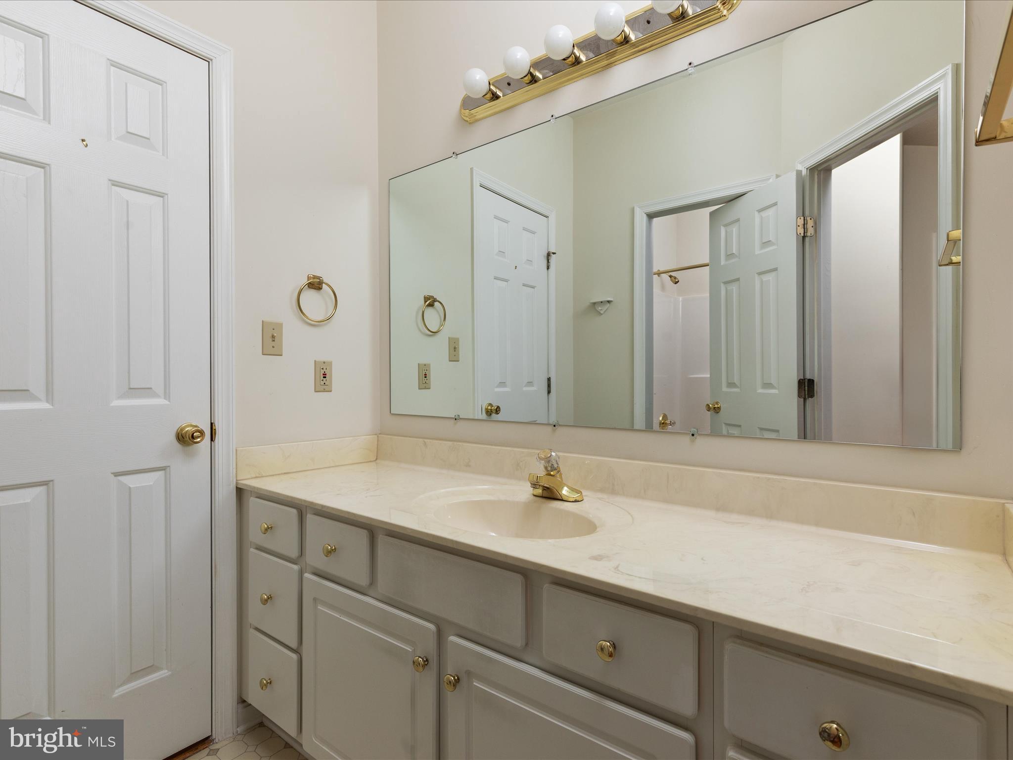 MADISON HEIGHTS - Residential