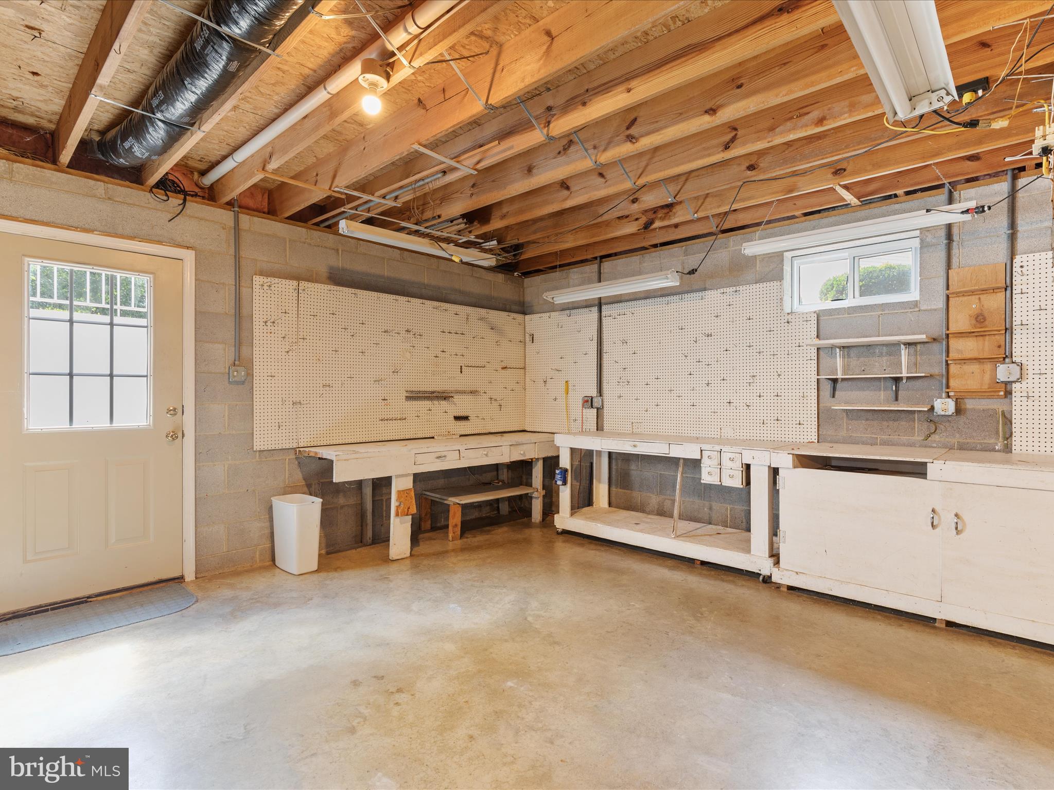 MADISON HEIGHTS - Residential