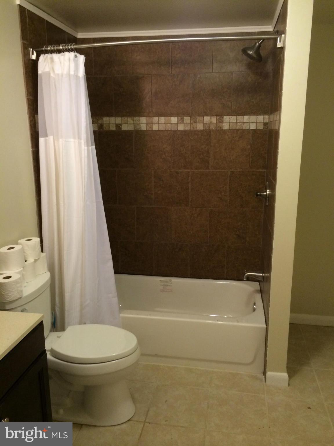 ANNAPOLIS - Residential Lease