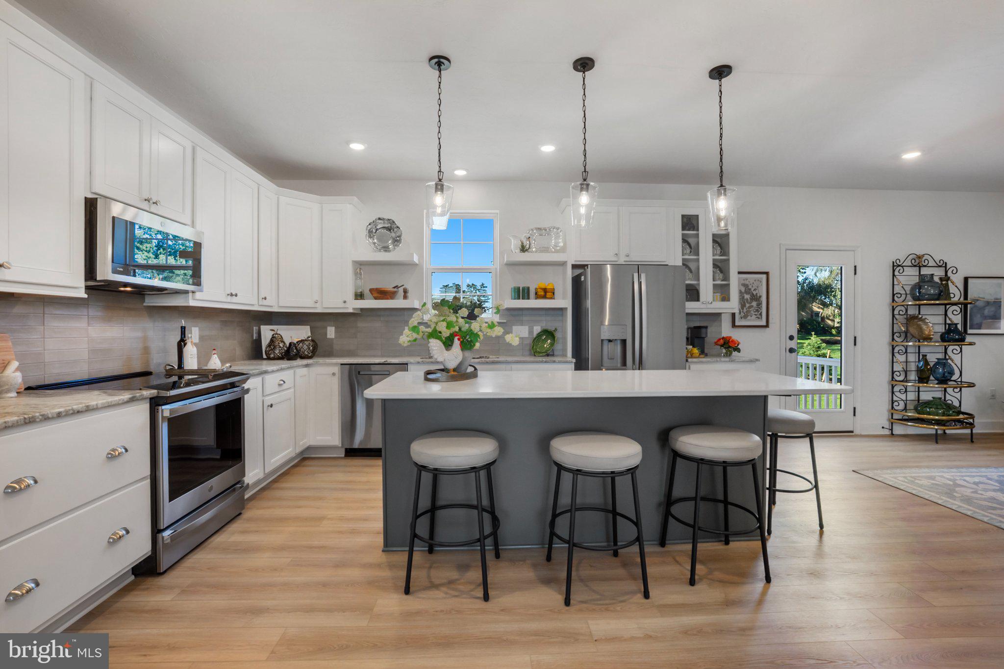 20 LILLICH DRIVE 23