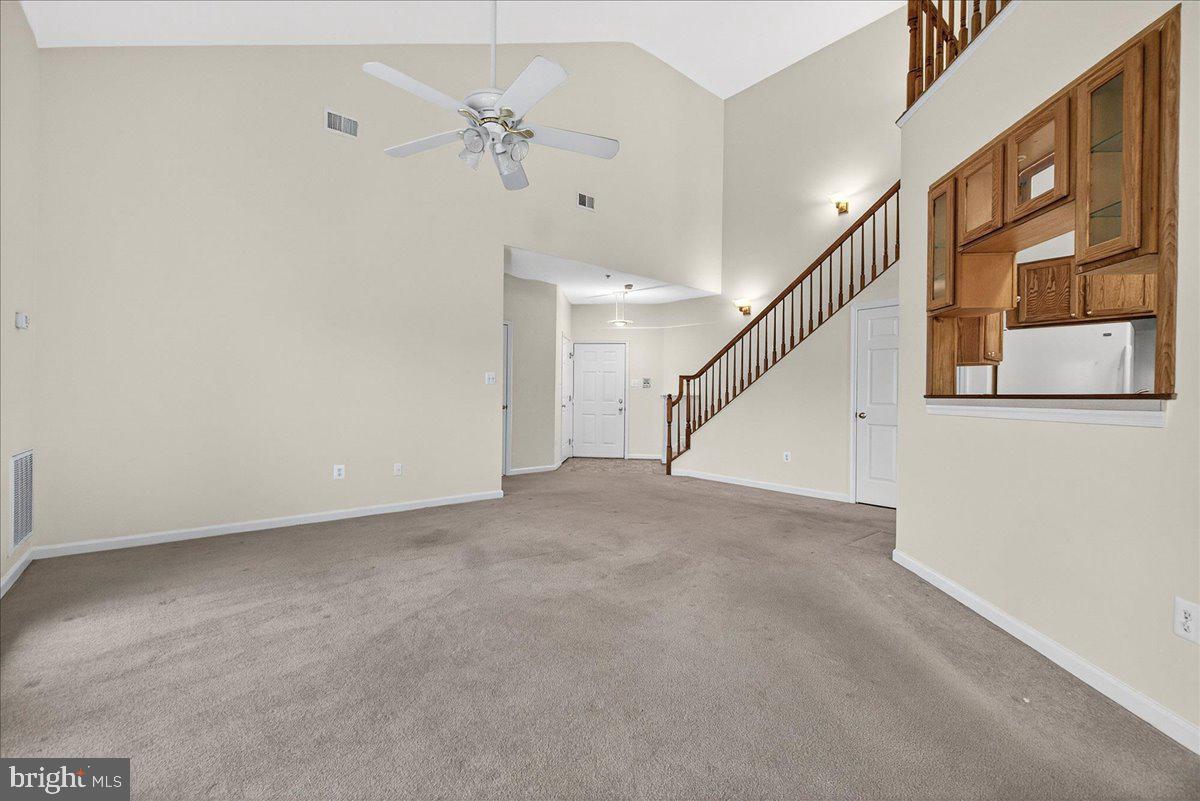 SPRING RIDGE - Residential