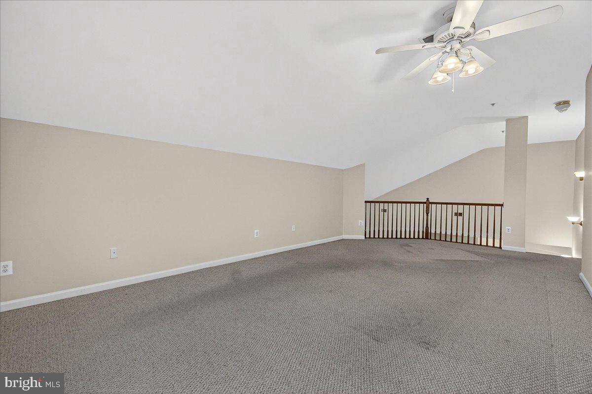 SPRING RIDGE - Residential