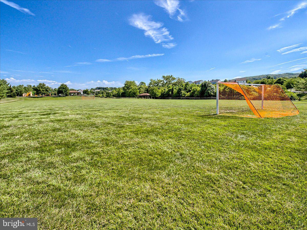 SPRING RIDGE - Residential