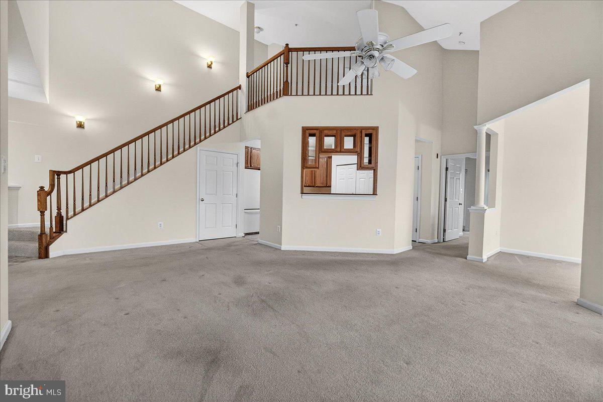 SPRING RIDGE - Residential