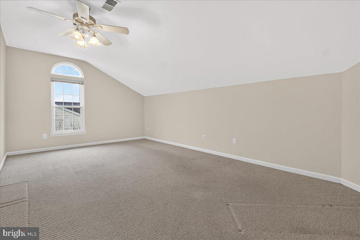 SPRING RIDGE - Residential