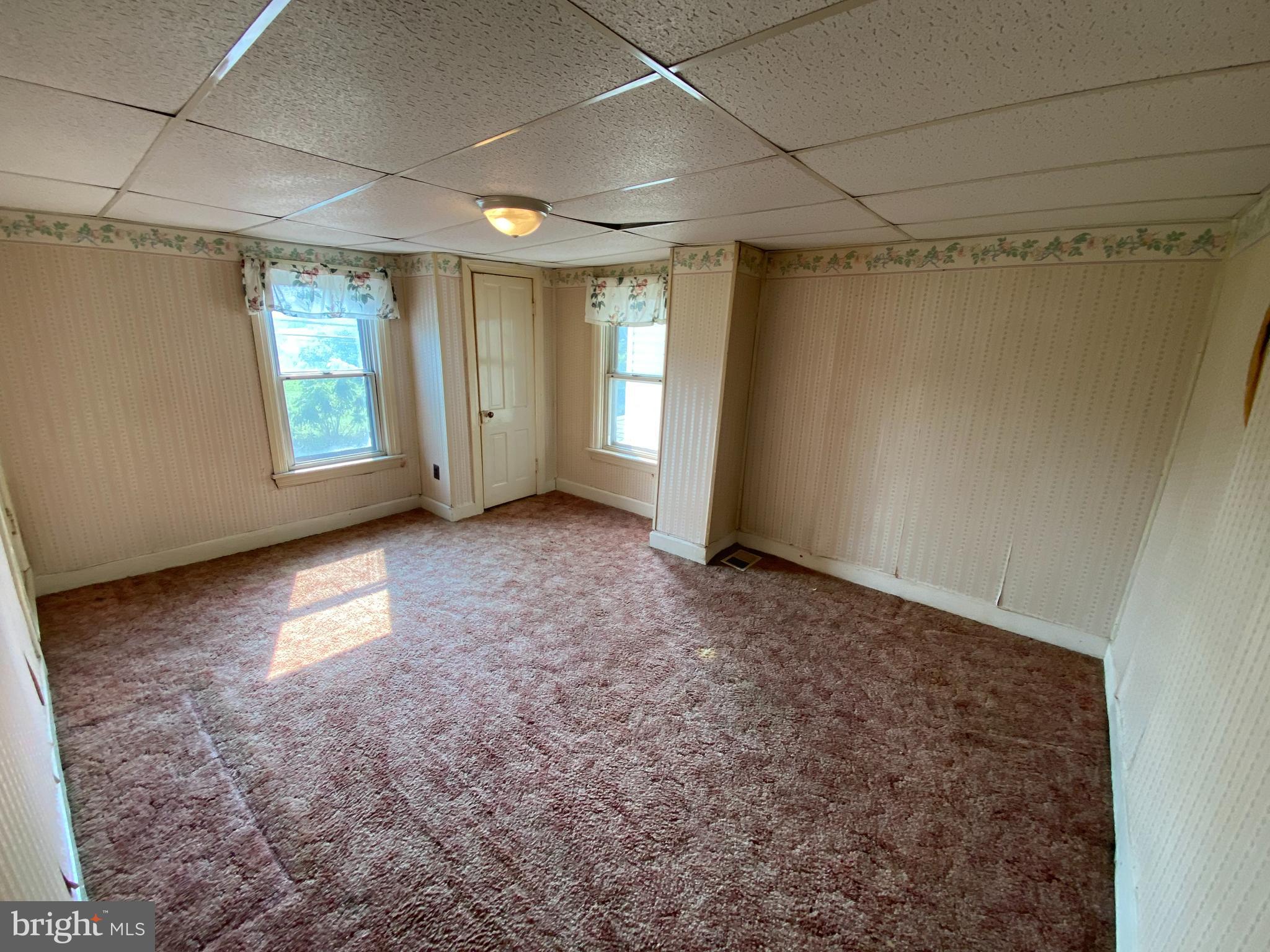 WILLIAMSPORT - Residential