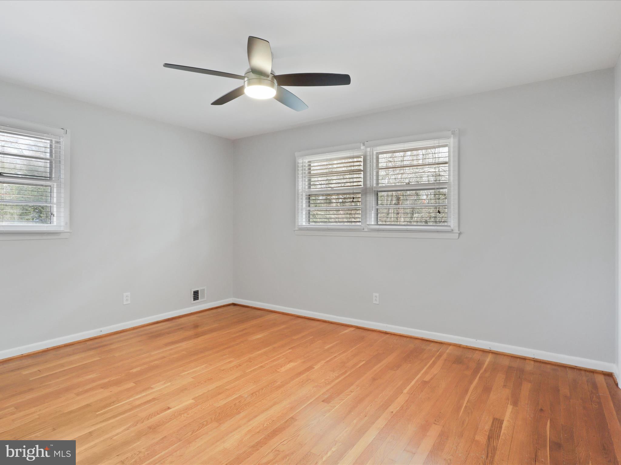 POTOMAC VALLEY - Residential Lease