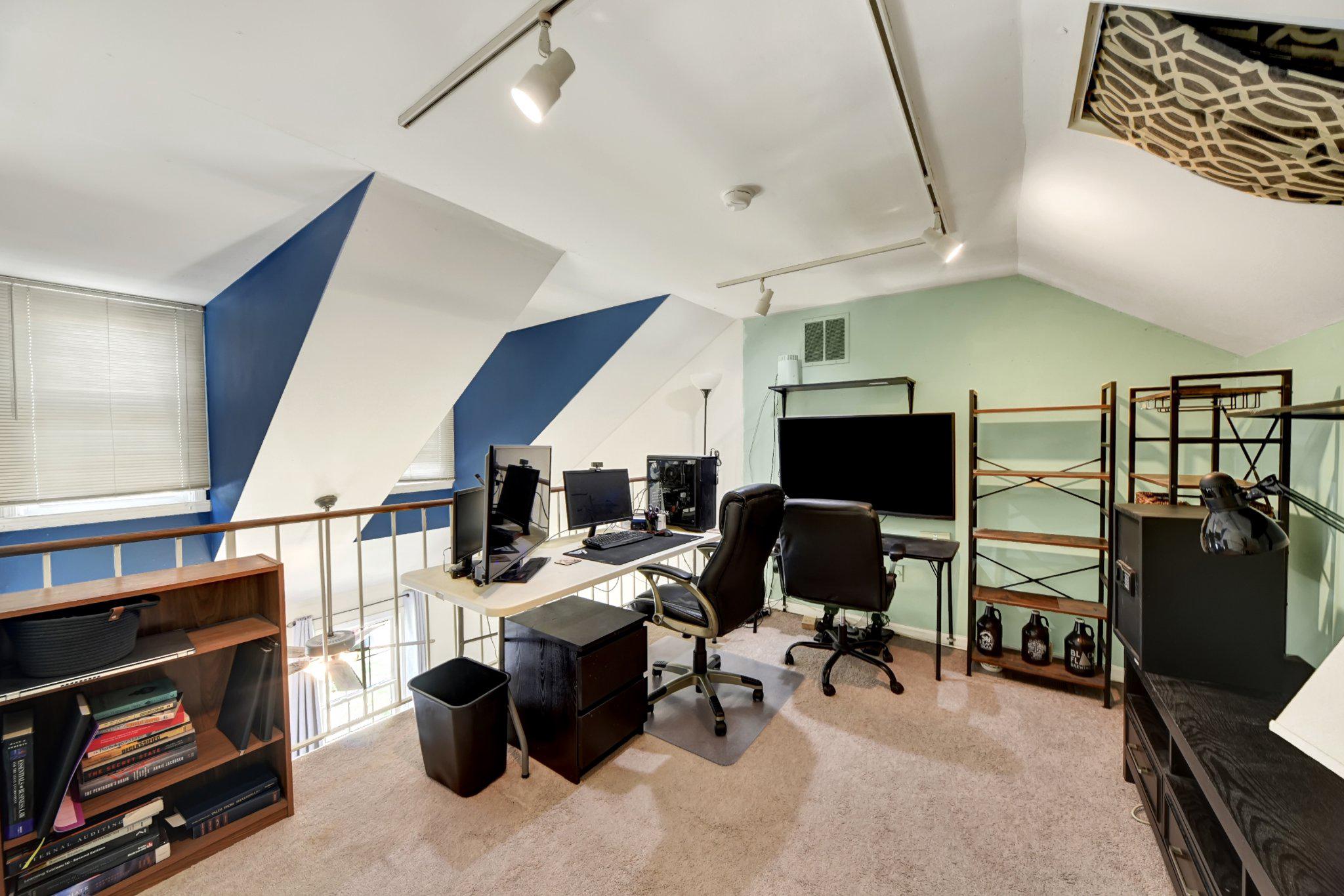 ASPENWOOD - Residential