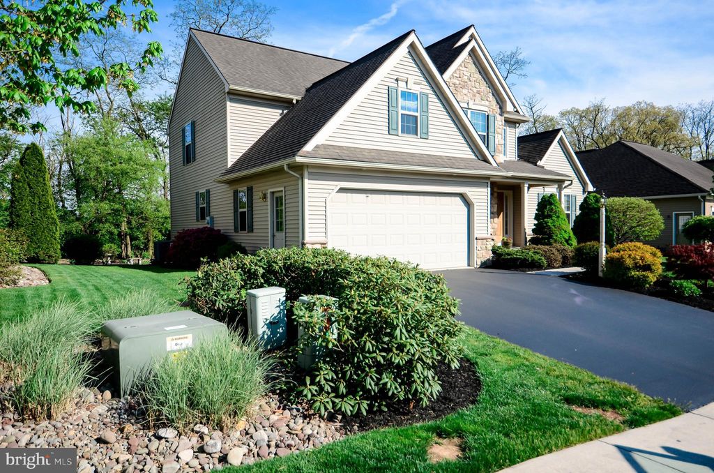 Photo of 21 MICHAEL LN, DENVER, PA 17517 (MLS # PALA2034324)