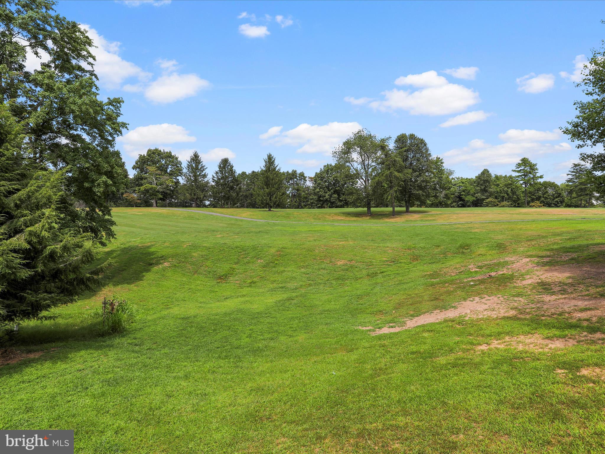 THE WOODS - Residential