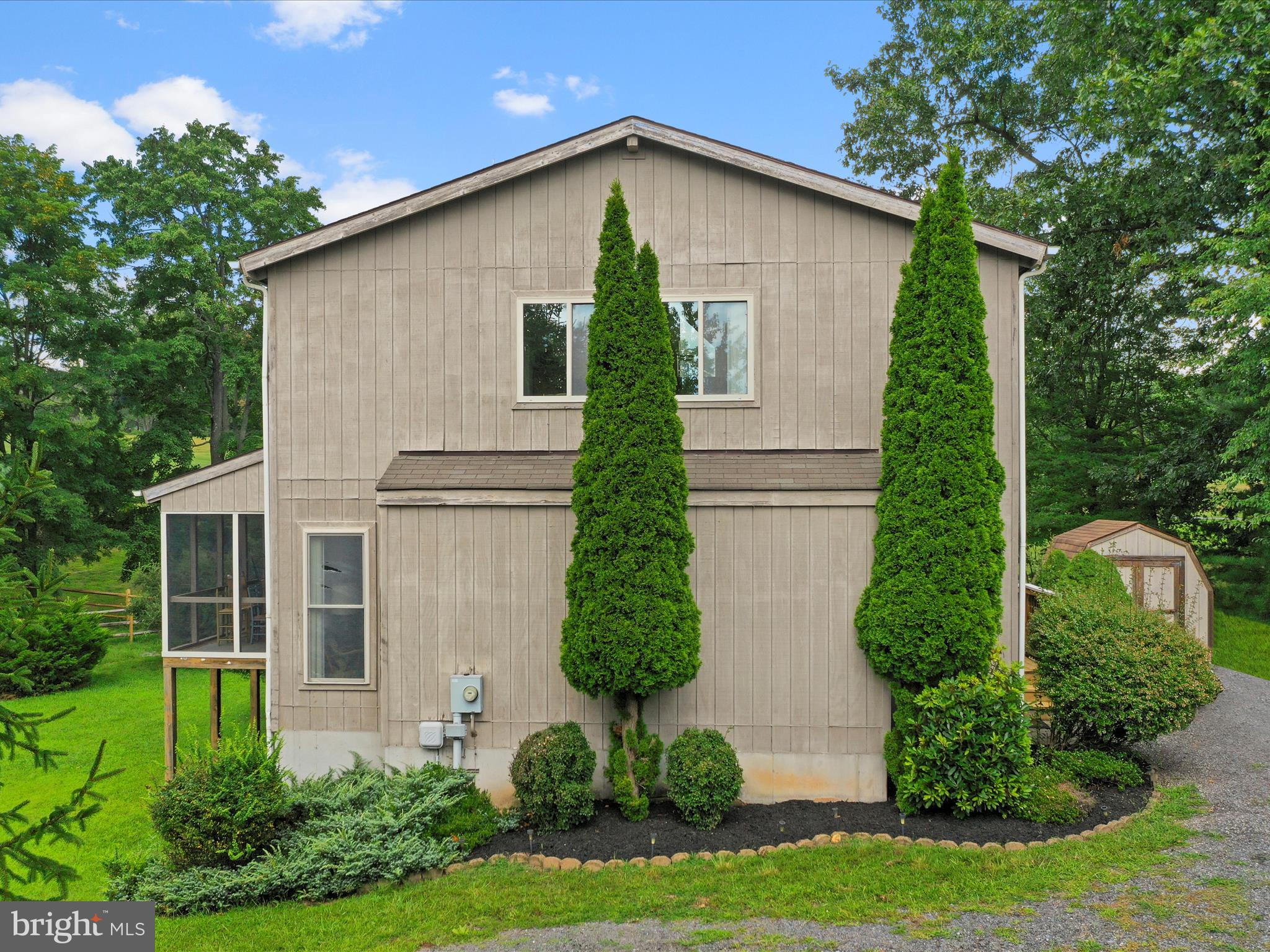 THE WOODS - Residential