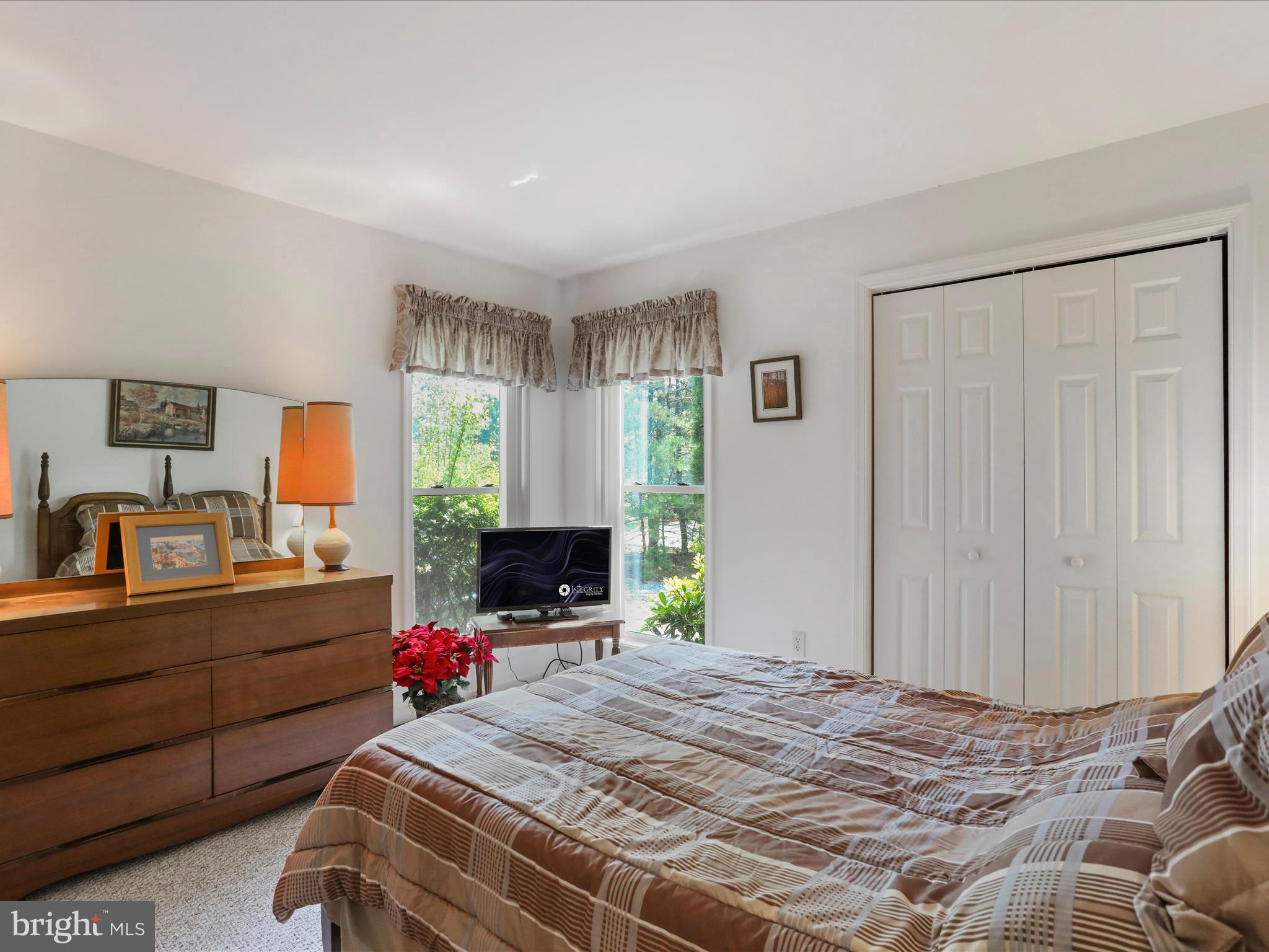 THE WOODS - Residential