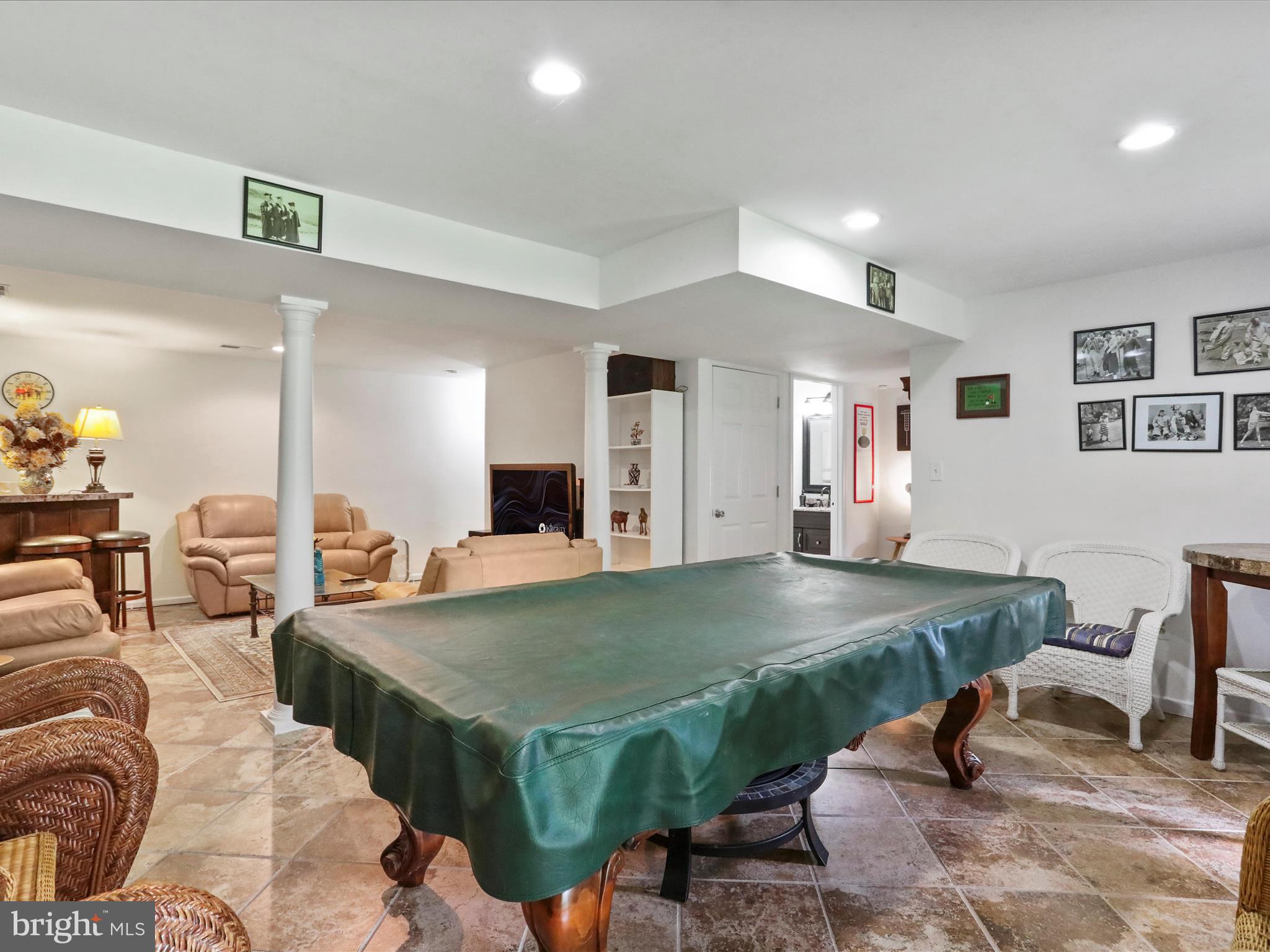 THE WOODS - Residential