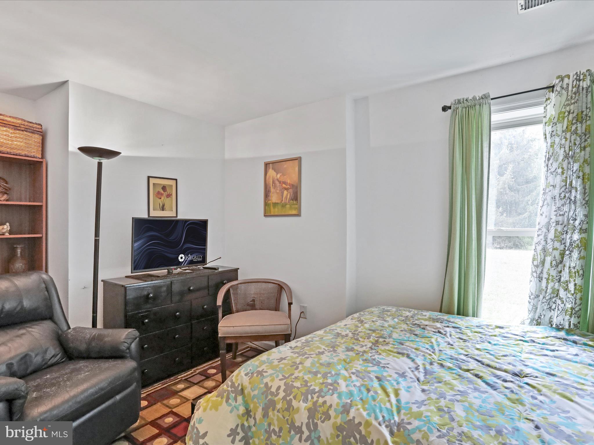 THE WOODS - Residential