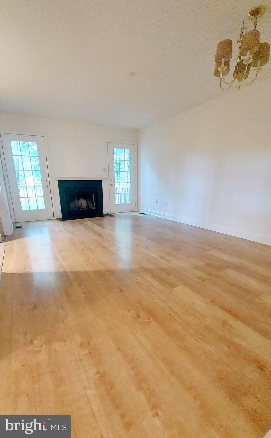 CHESAPEAKE CLUB CONDOS - Residential