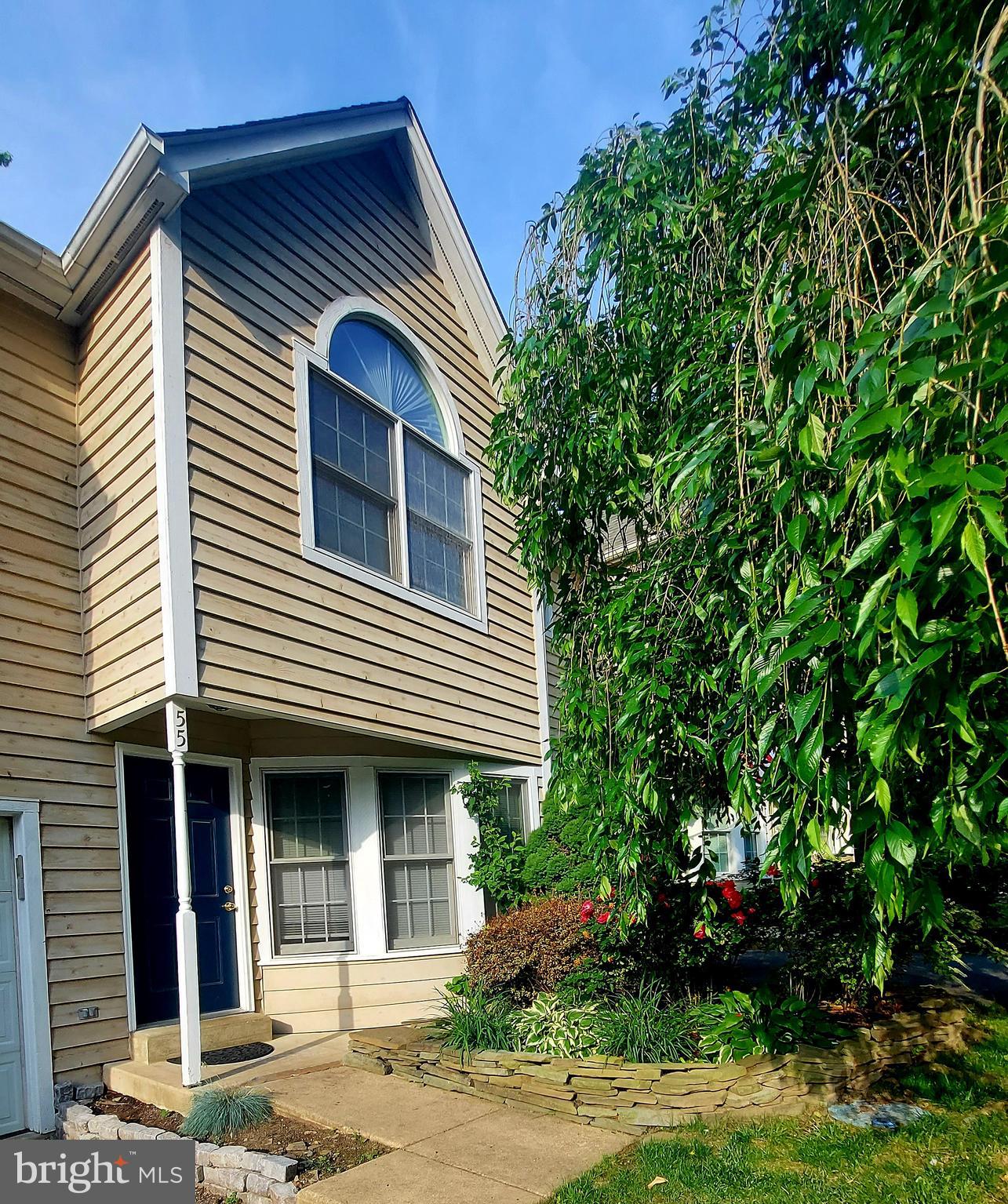 CHESAPEAKE CLUB CONDOS - Residential