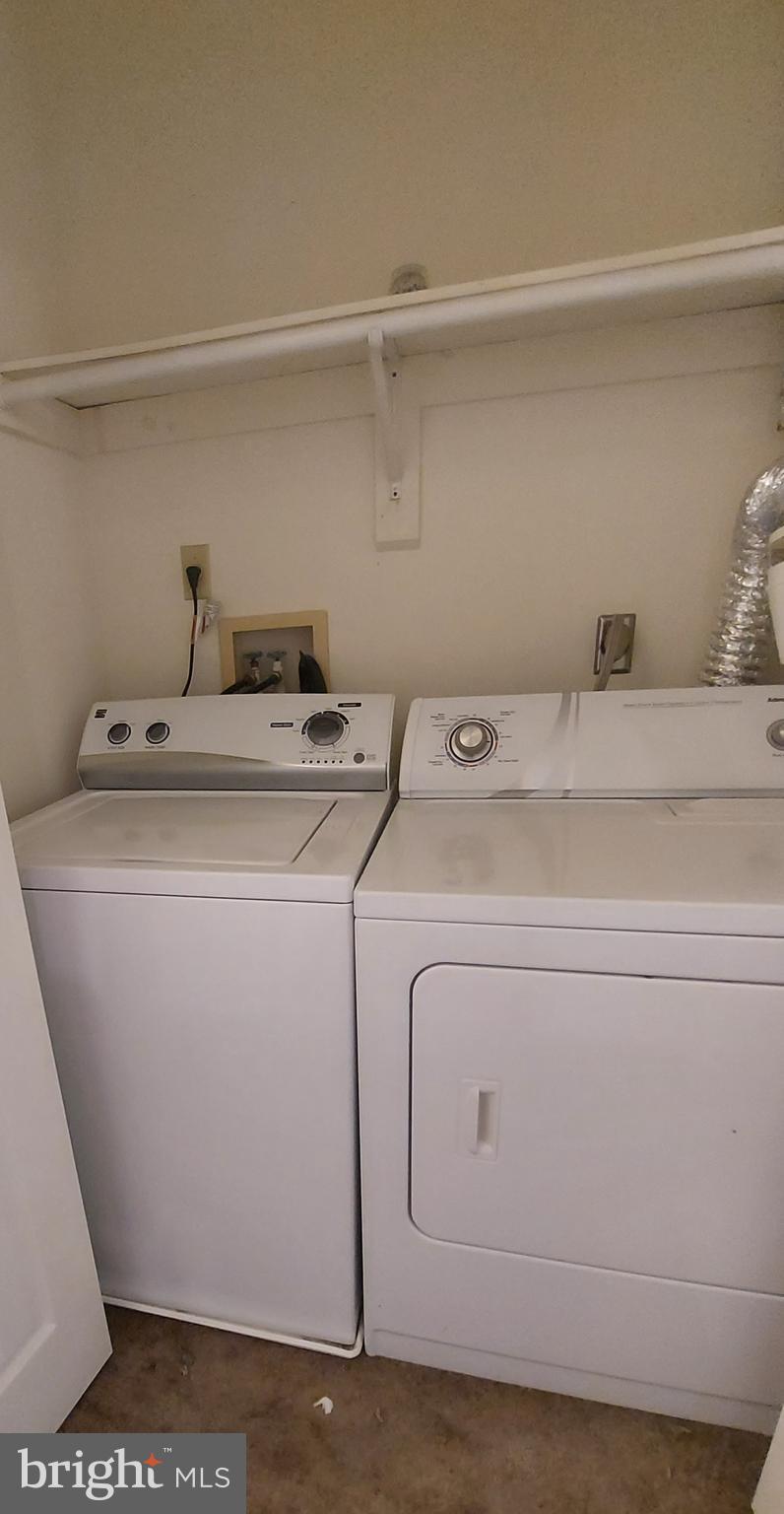 CHESAPEAKE CLUB CONDOS - Residential