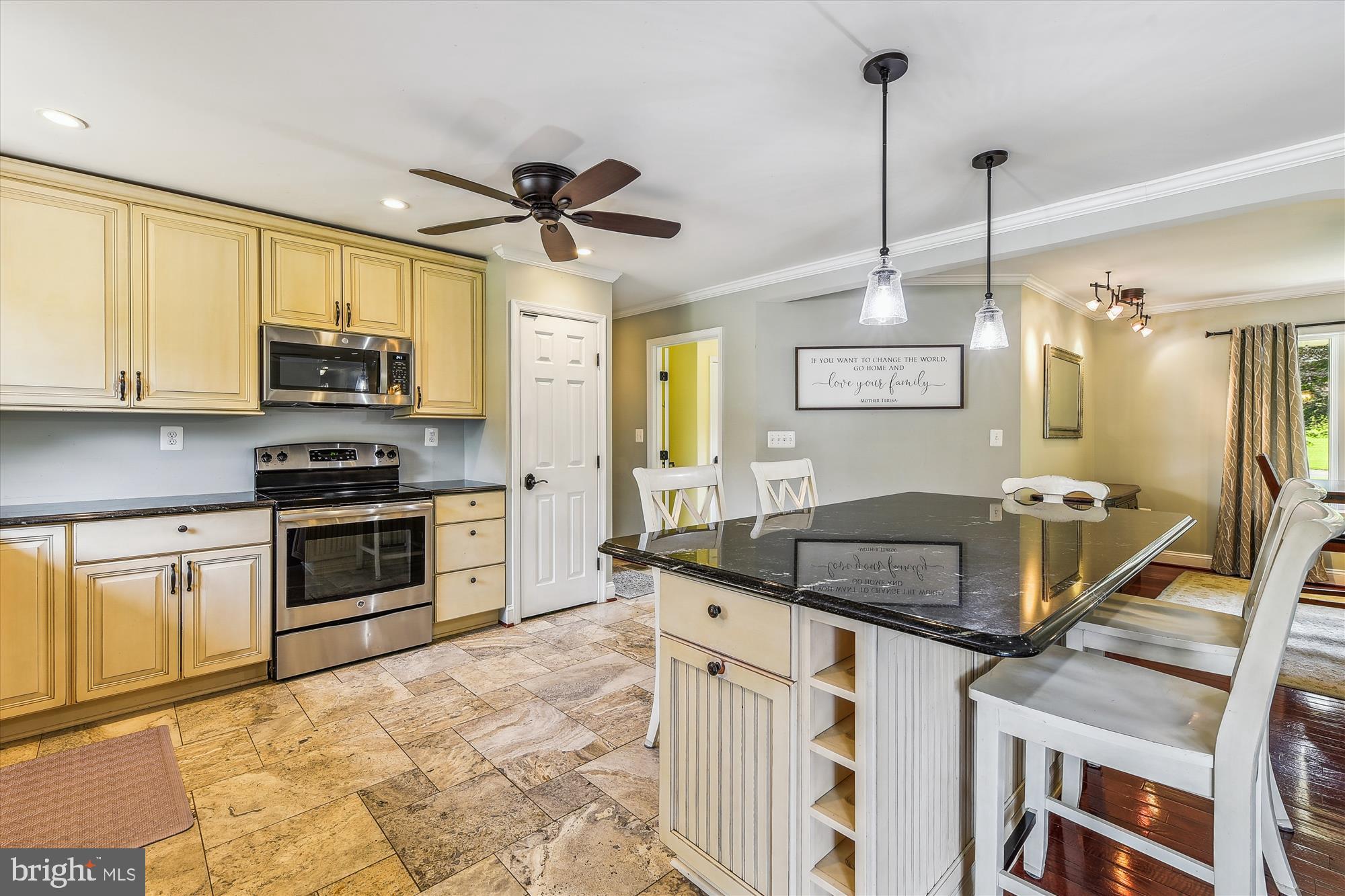 DULANY HILLS - Residential