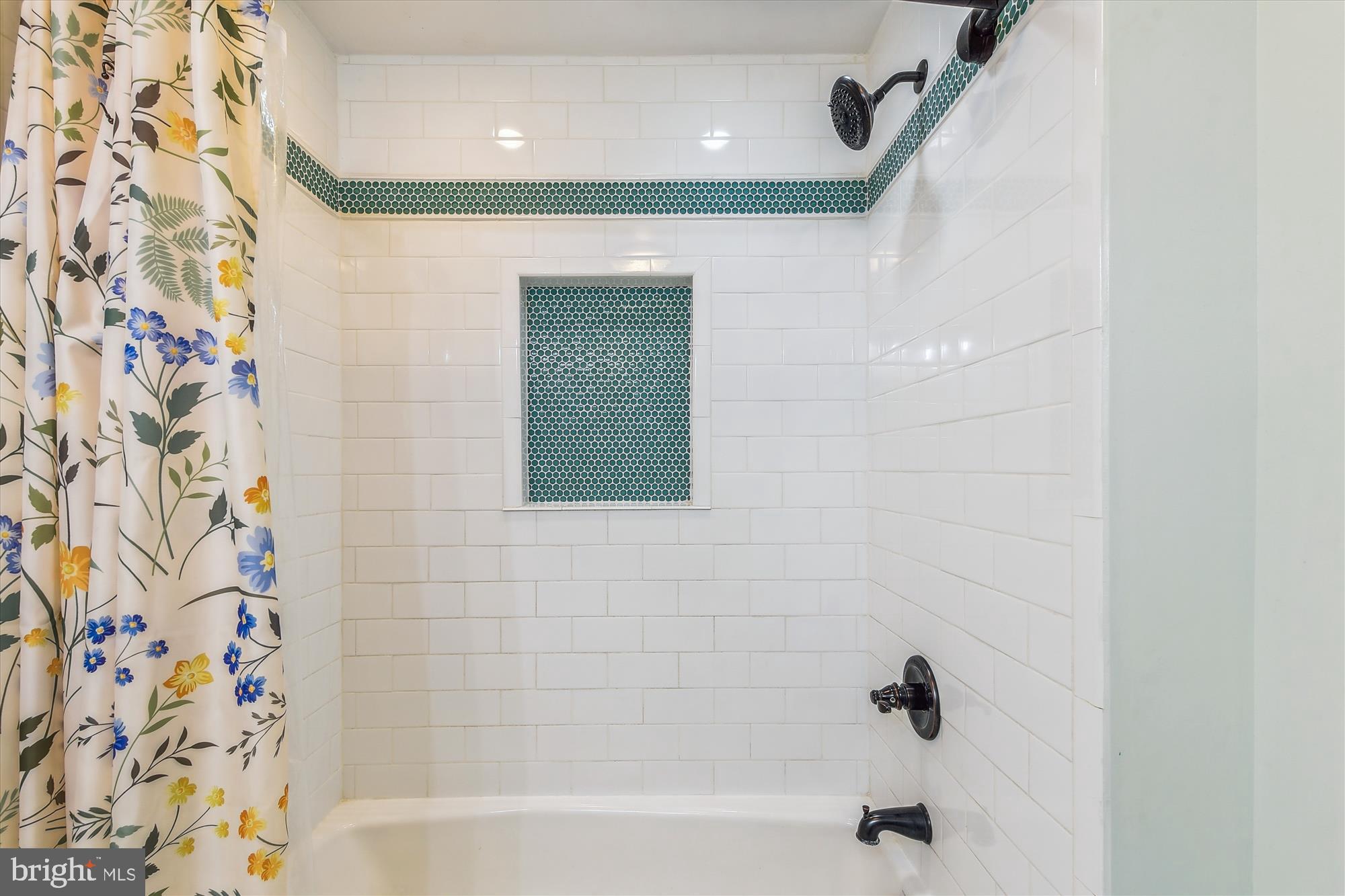 DULANY HILLS - Residential