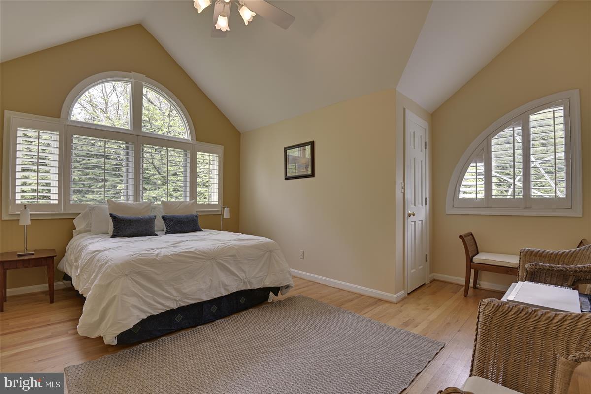 BRIDLESHIRE - Residential