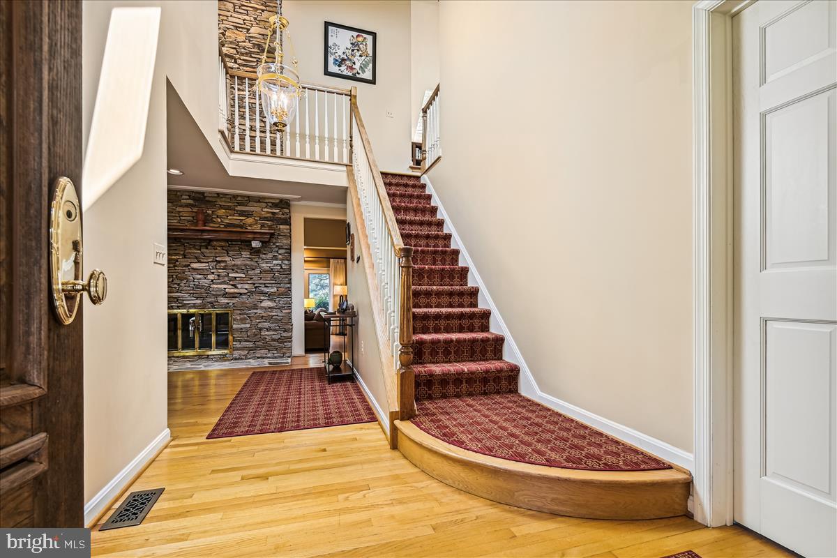 BRIDLESHIRE - Residential