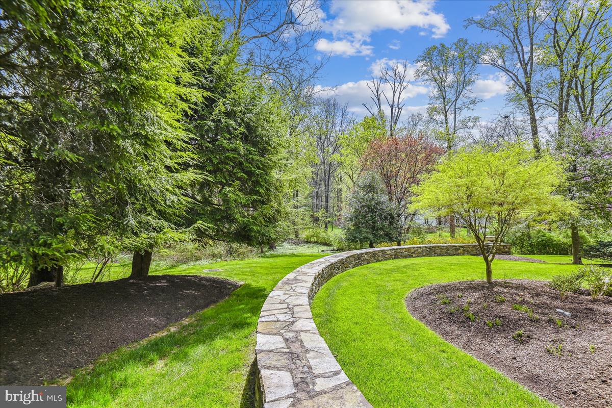 BRIDLESHIRE - Residential