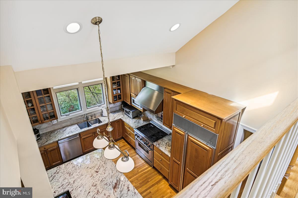 BRIDLESHIRE - Residential