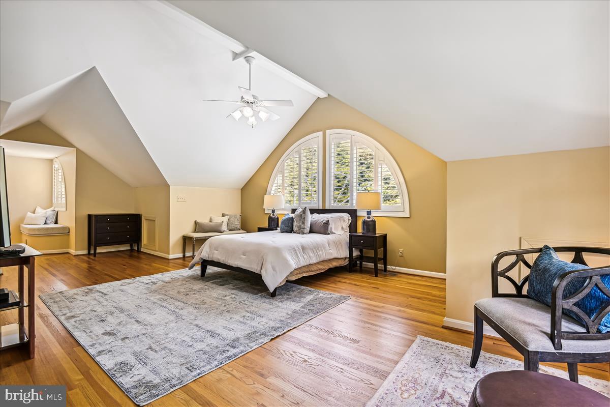 BRIDLESHIRE - Residential