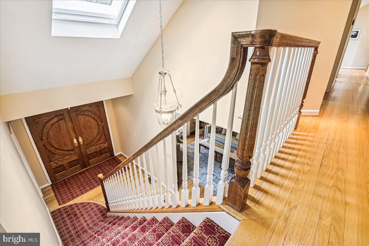 BRIDLESHIRE - Residential