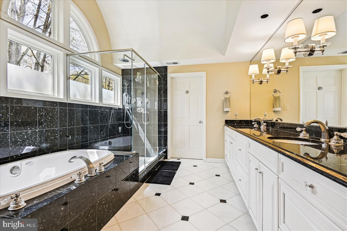 BRIDLESHIRE - Residential