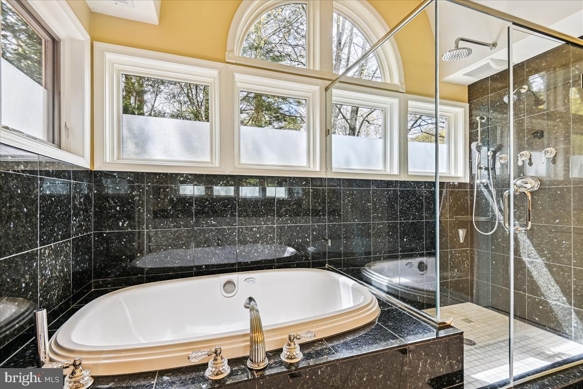 BRIDLESHIRE - Residential