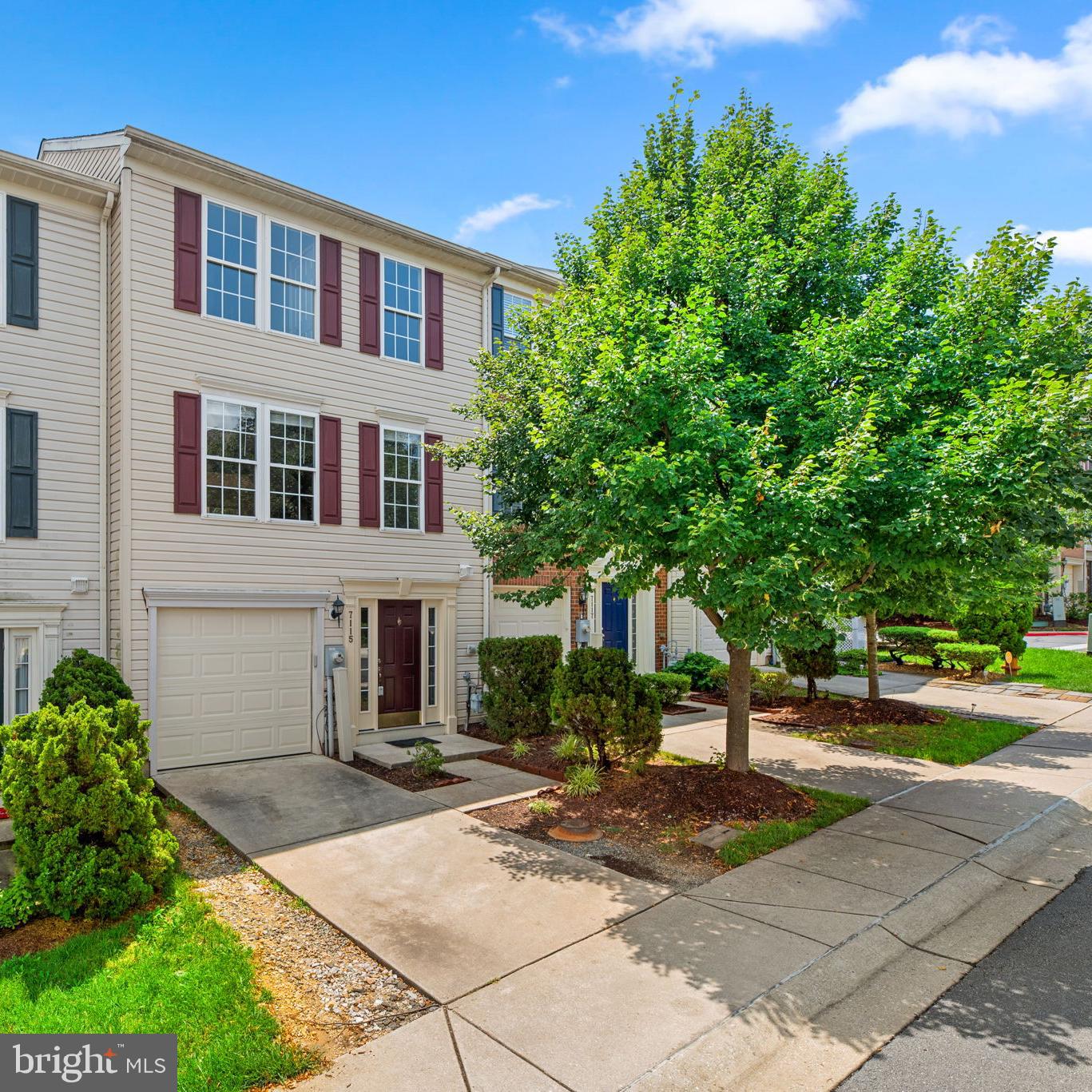 VILLAGE TOWNS - Residential