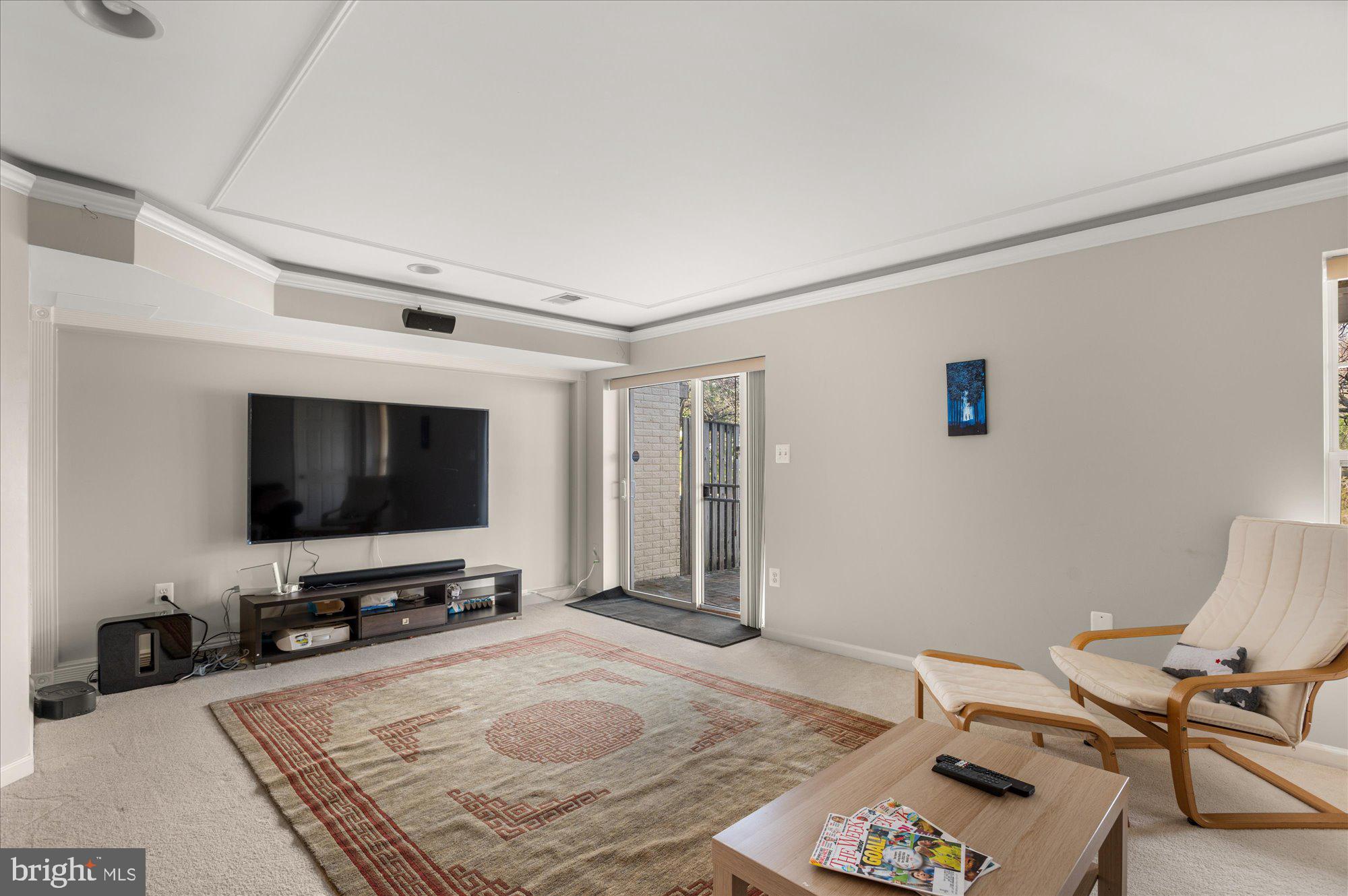 ASHBURN VILLAGE - Residential