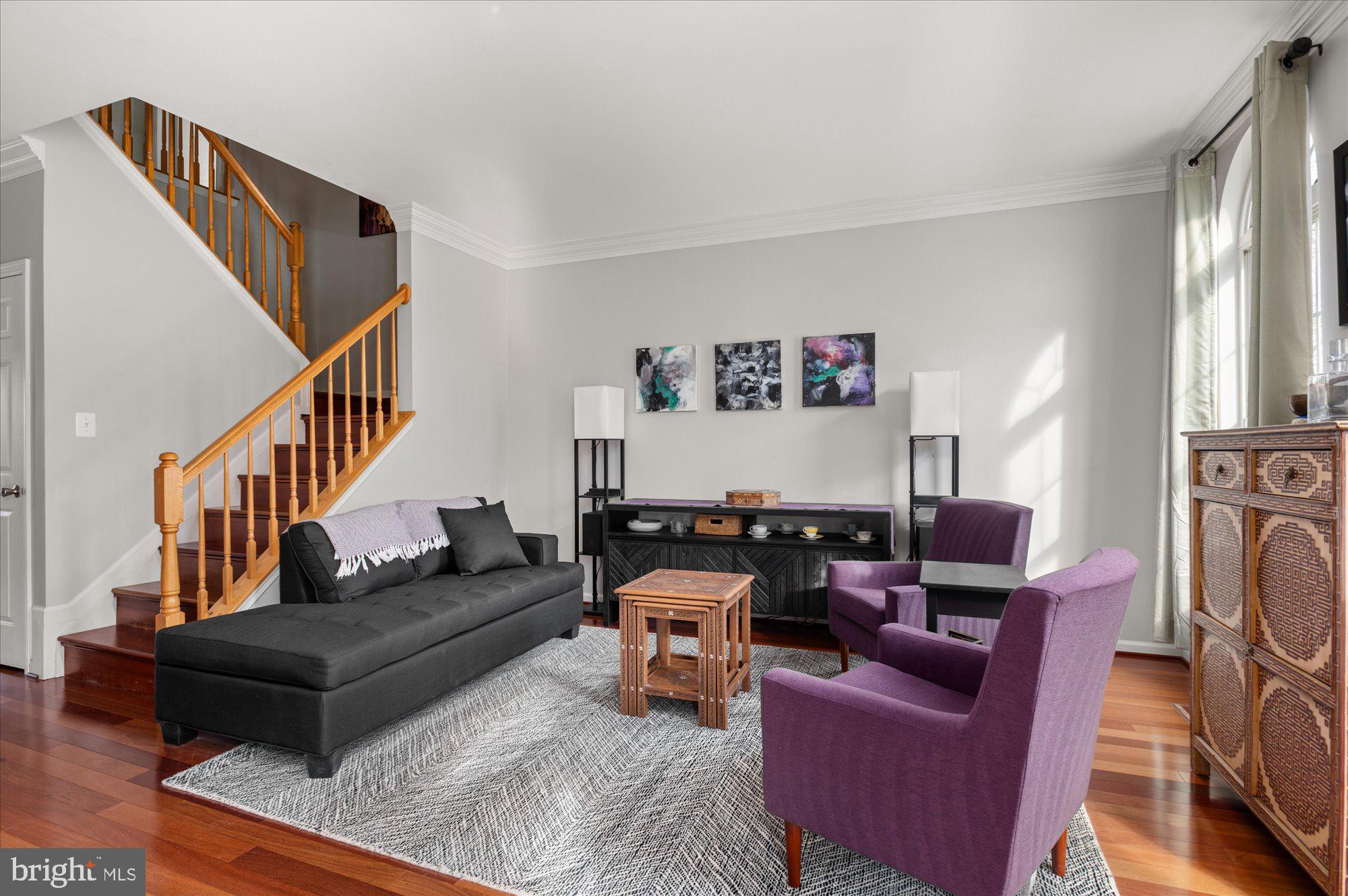 ASHBURN VILLAGE - Residential