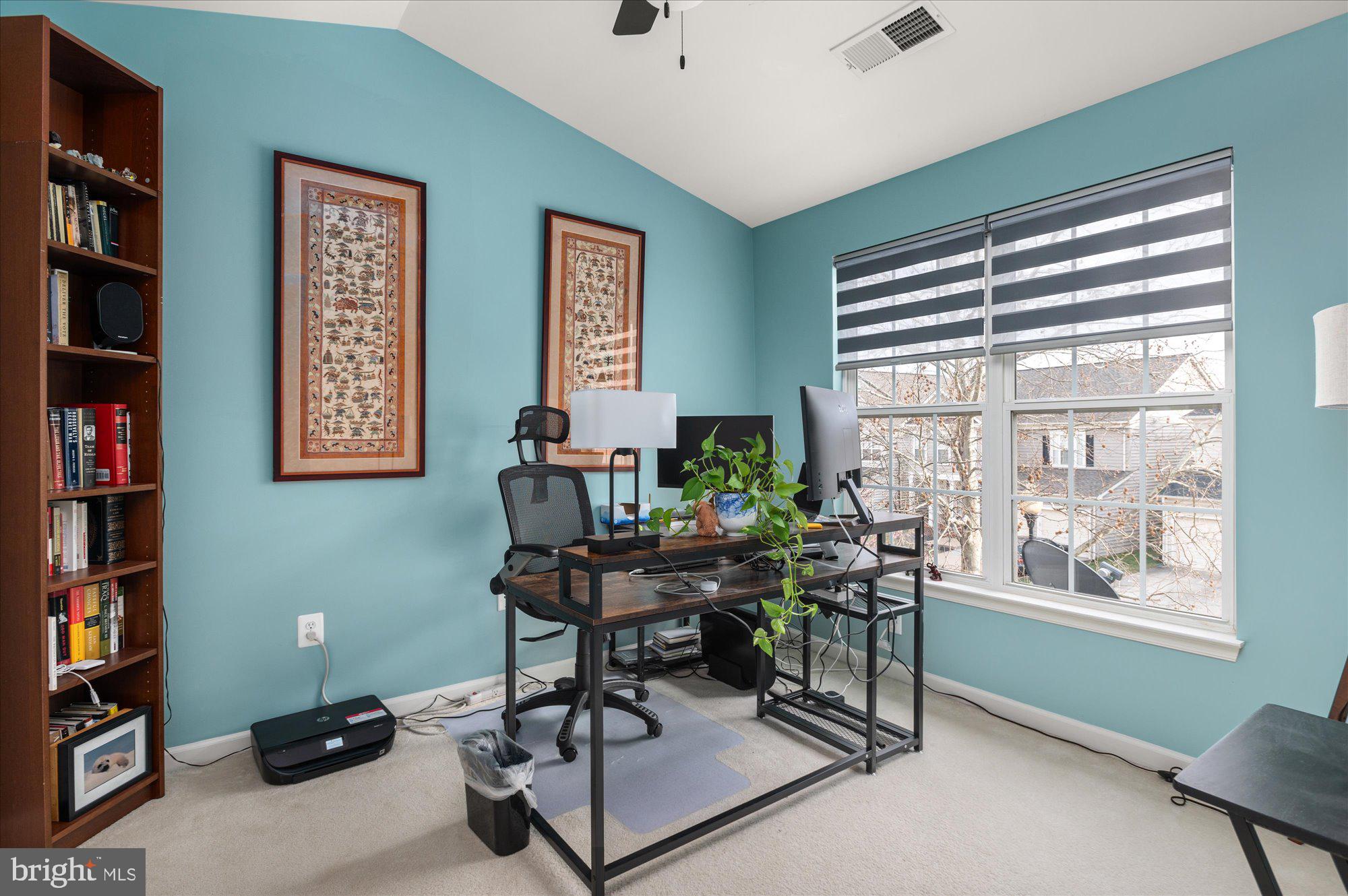 ASHBURN VILLAGE - Residential