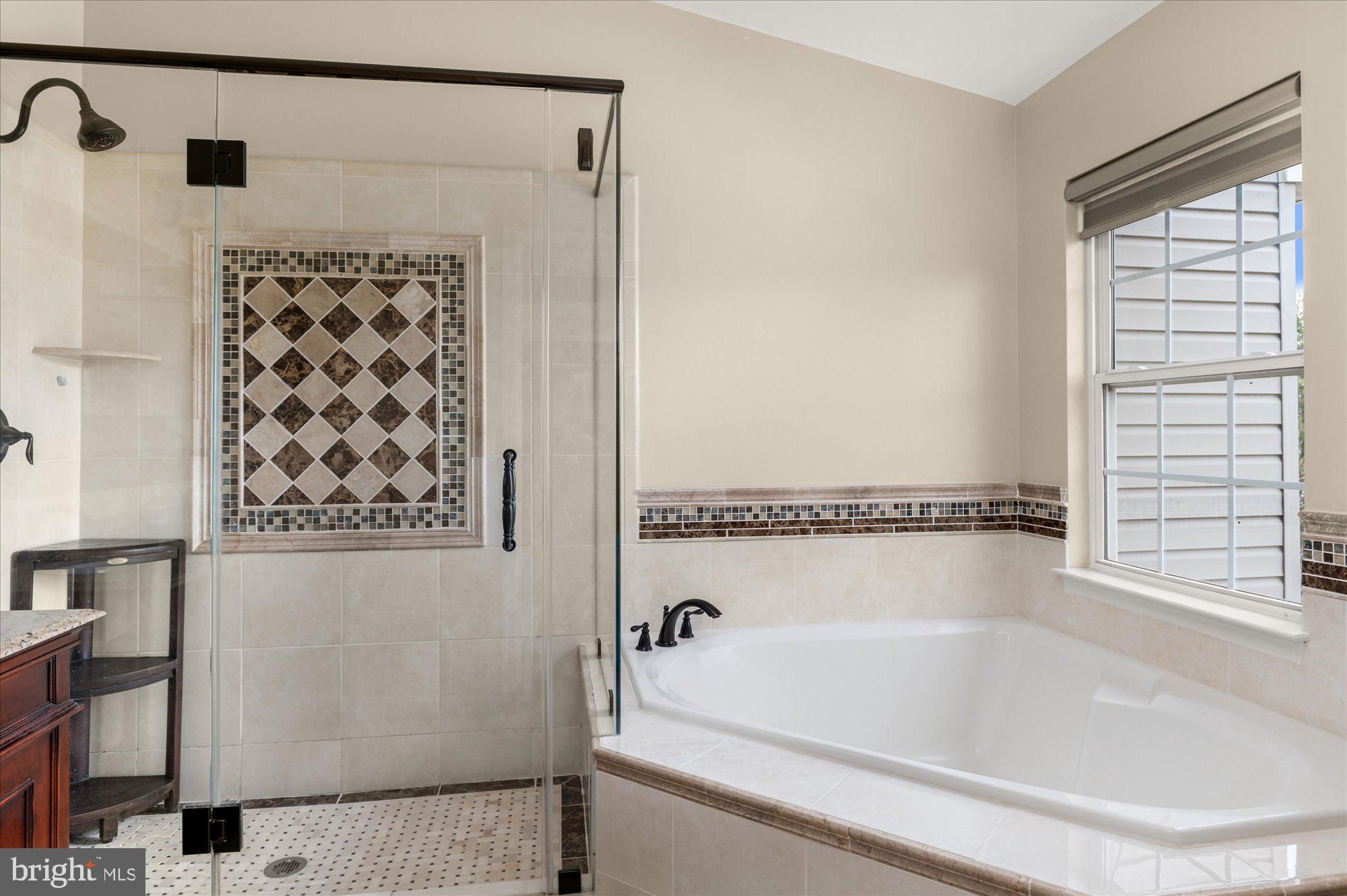 ASHBURN VILLAGE - Residential
