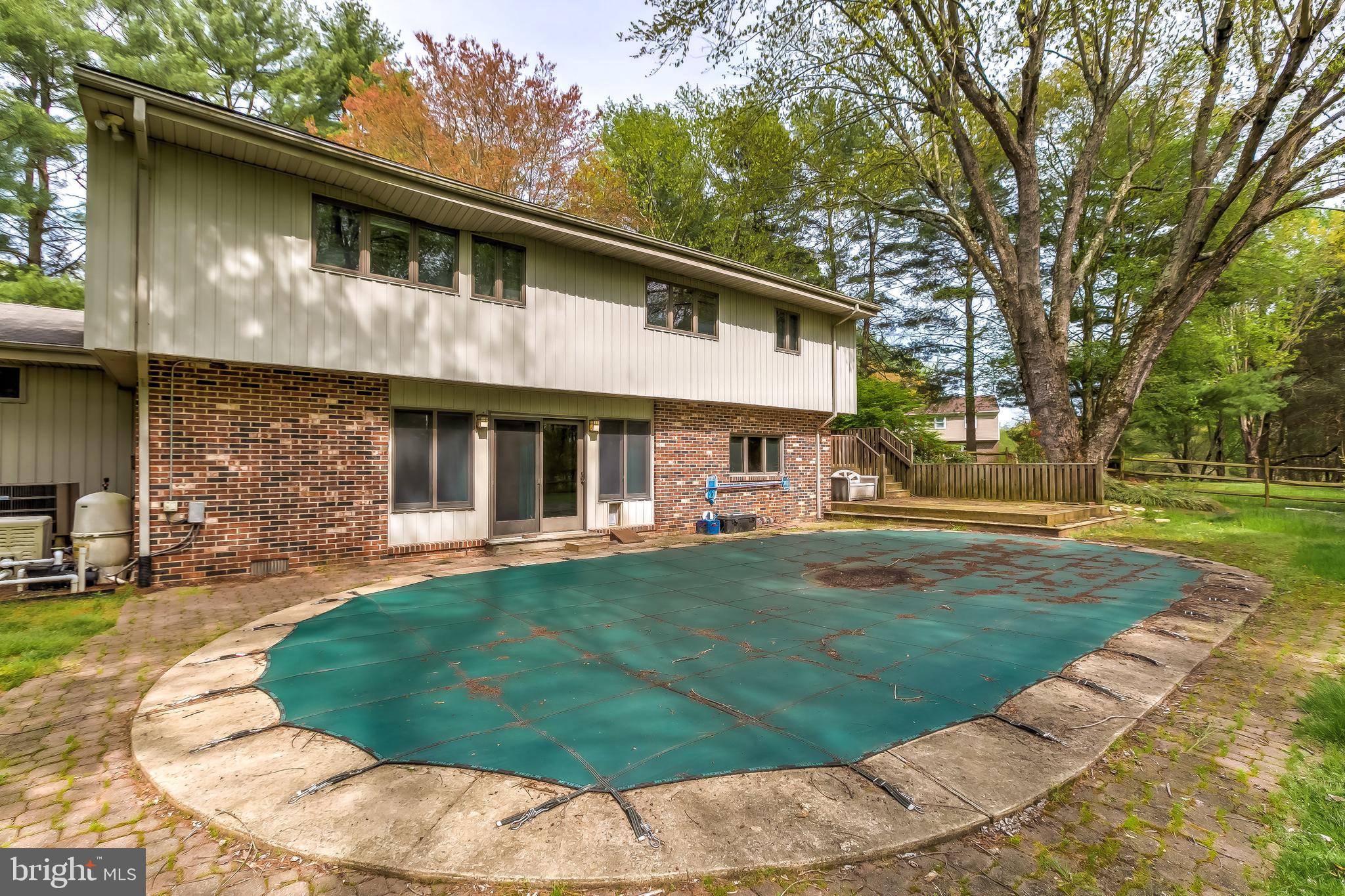 HUNTINGTON - Residential