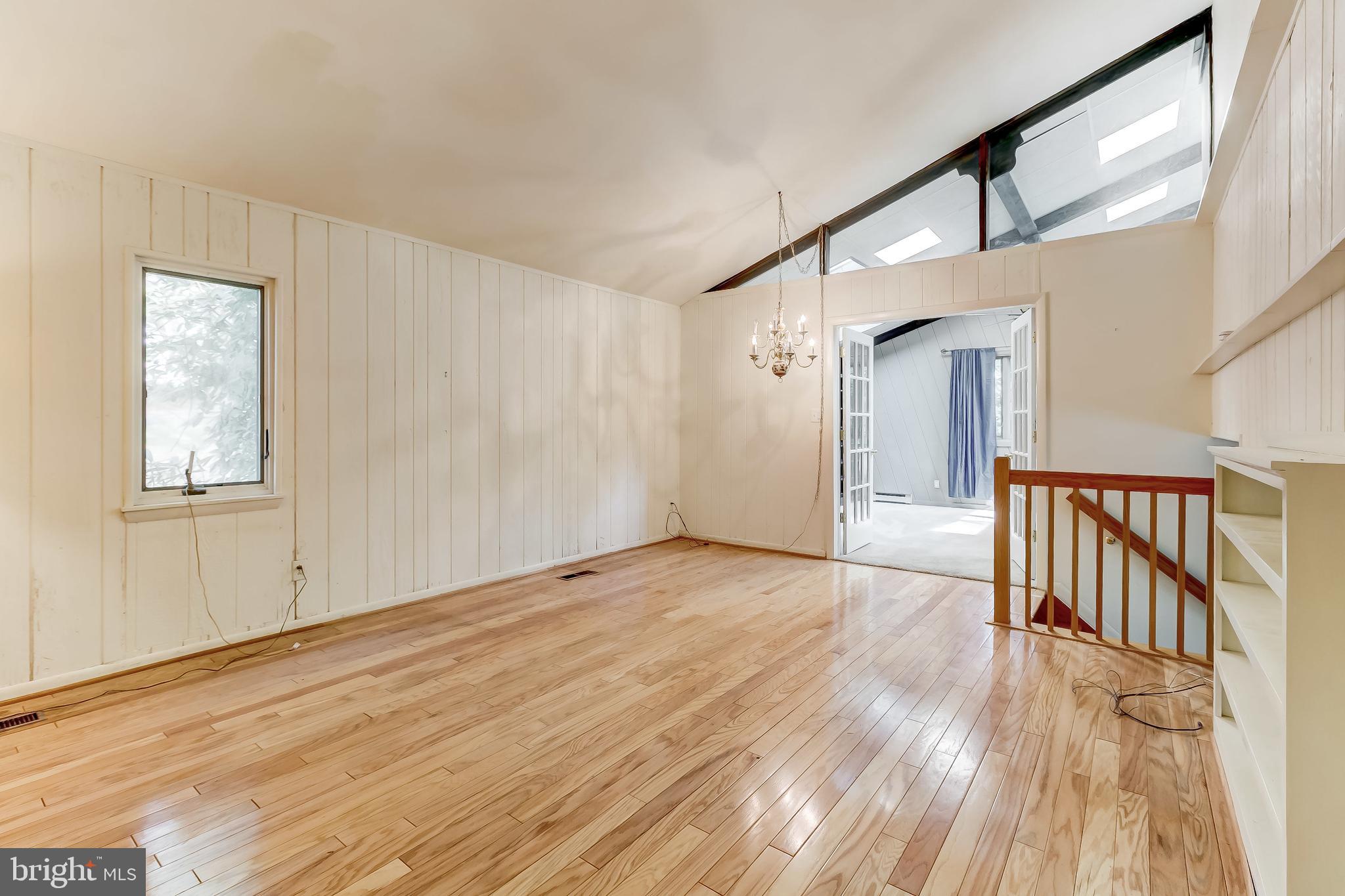 HUNTINGTON - Residential