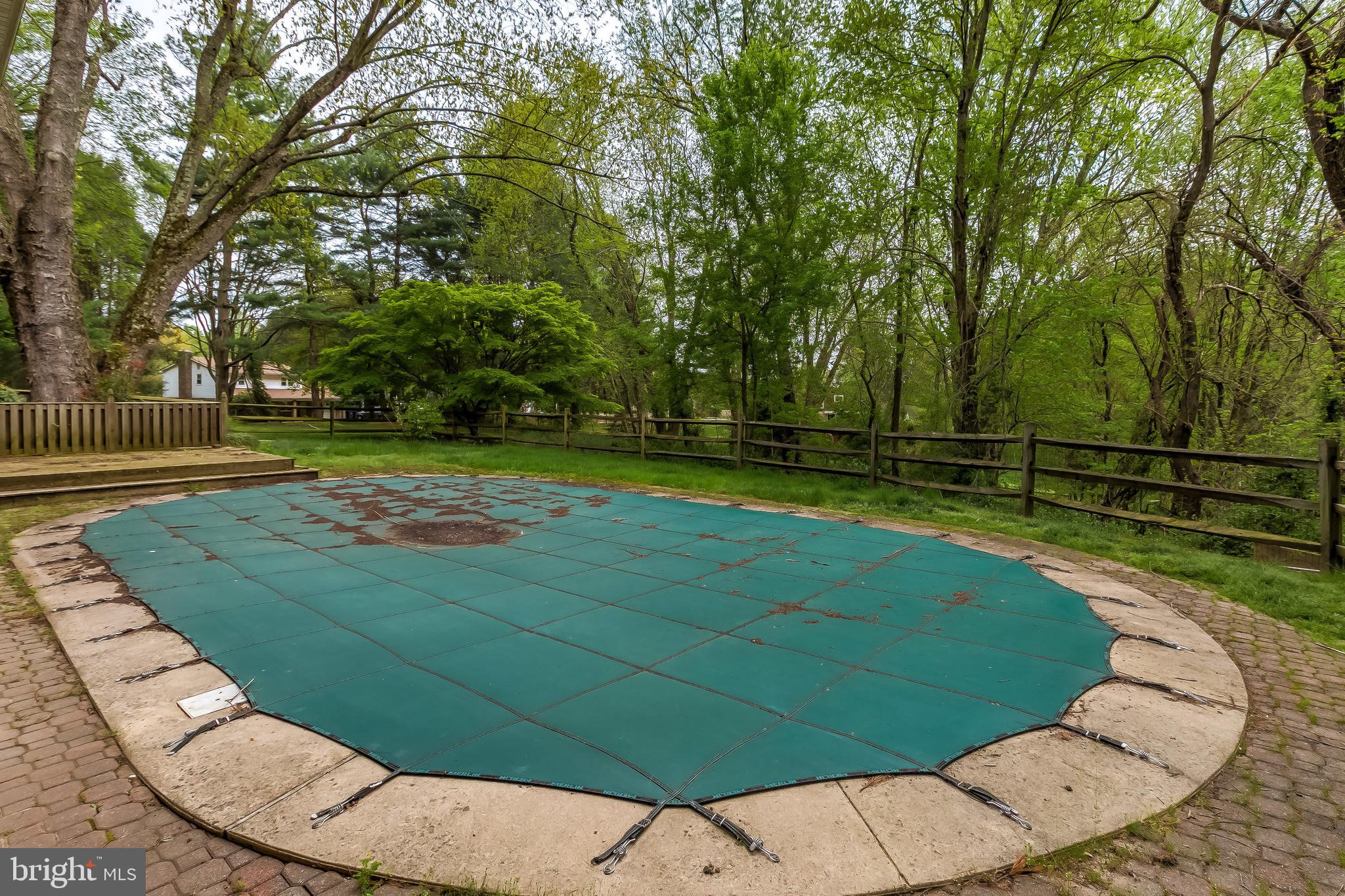 HUNTINGTON - Residential